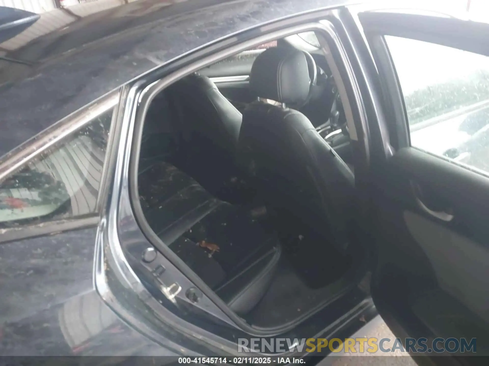 8 Photograph of a damaged car 19XFC1F36LE019124 HONDA CIVIC 2020