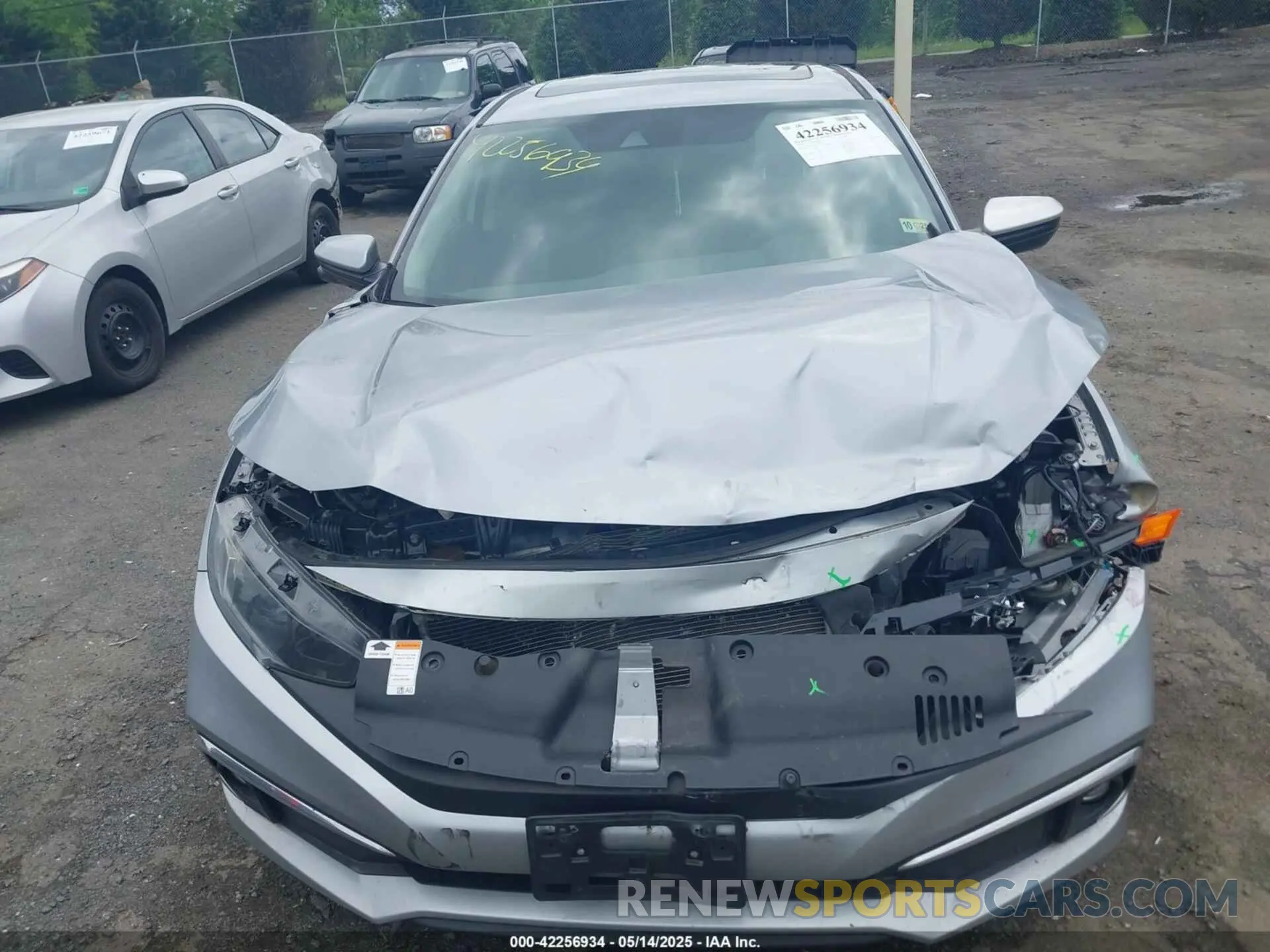 12 Photograph of a damaged car 19XFC1F37LE010982 HONDA CIVIC 2020