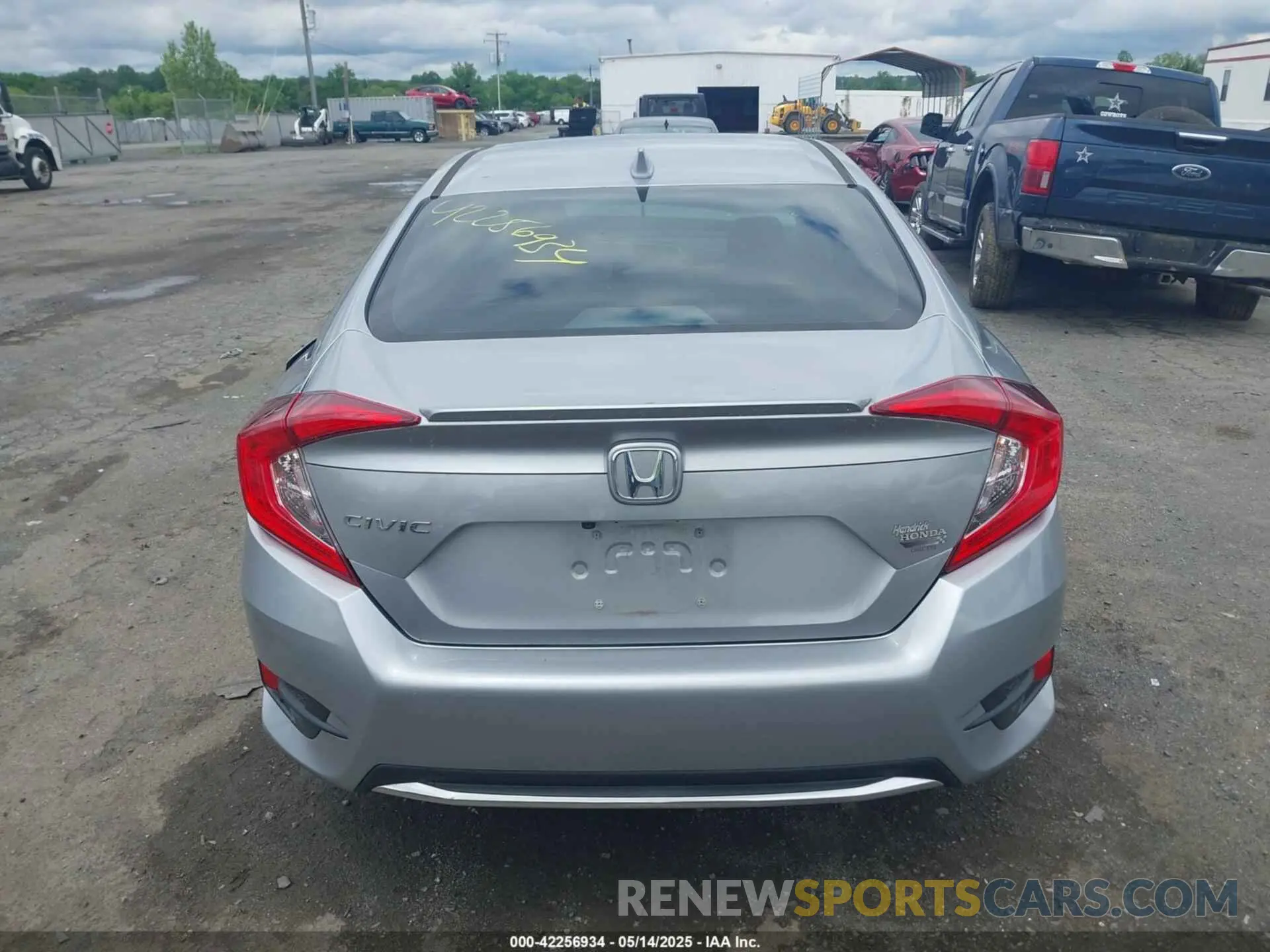 16 Photograph of a damaged car 19XFC1F37LE010982 HONDA CIVIC 2020