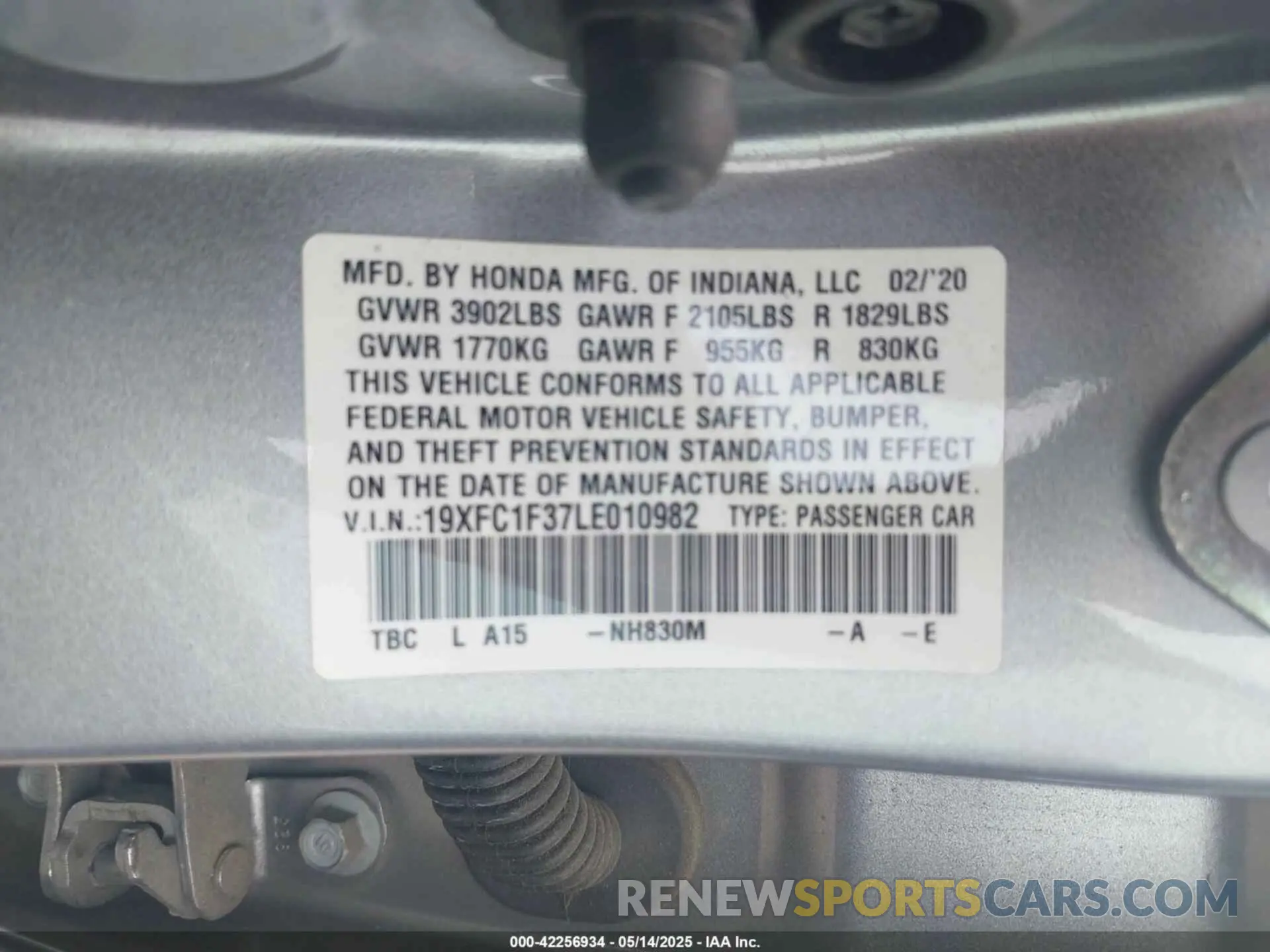9 Photograph of a damaged car 19XFC1F37LE010982 HONDA CIVIC 2020