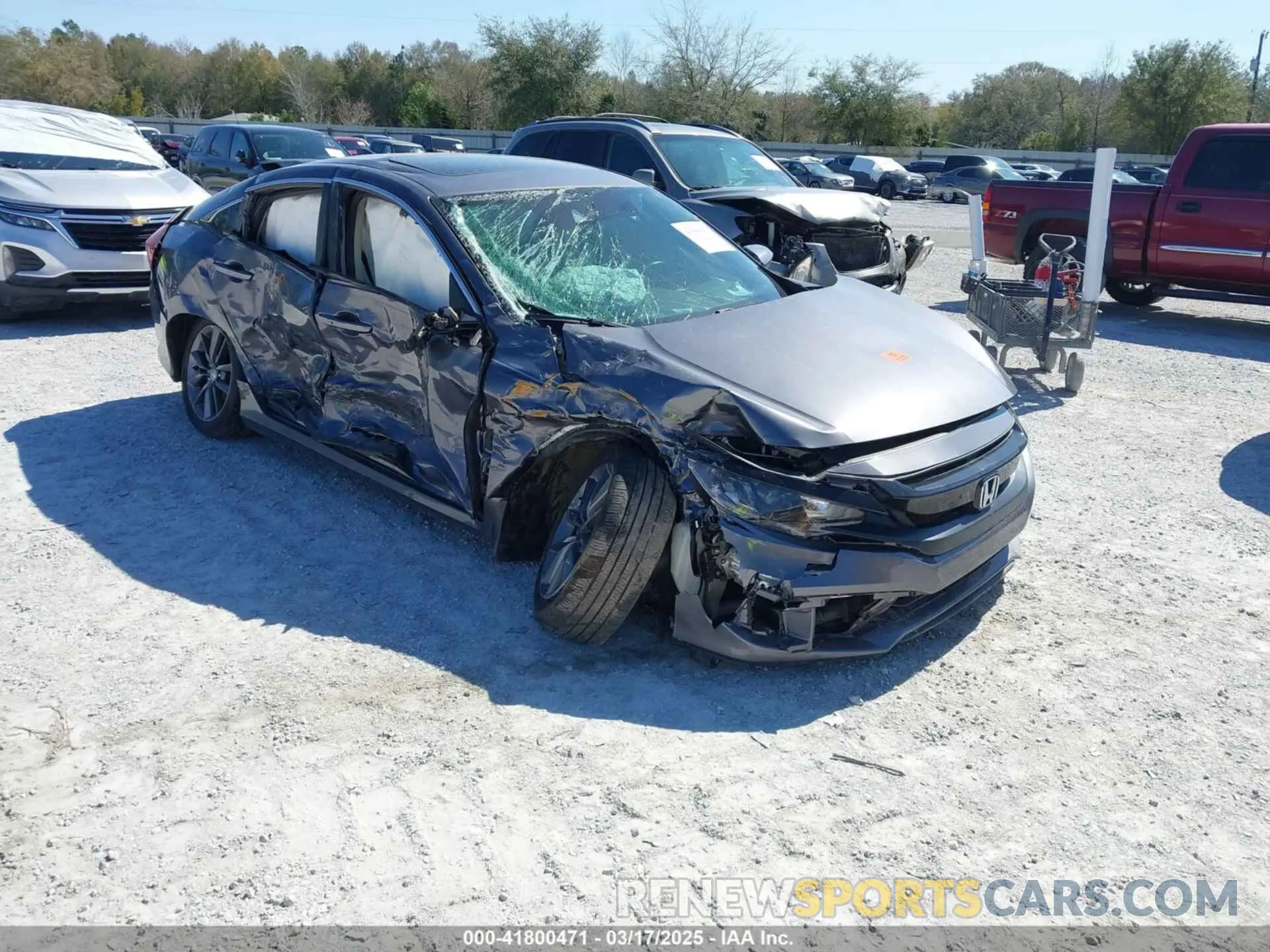 1 Photograph of a damaged car 19XFC1F37LE015499 HONDA CIVIC 2020