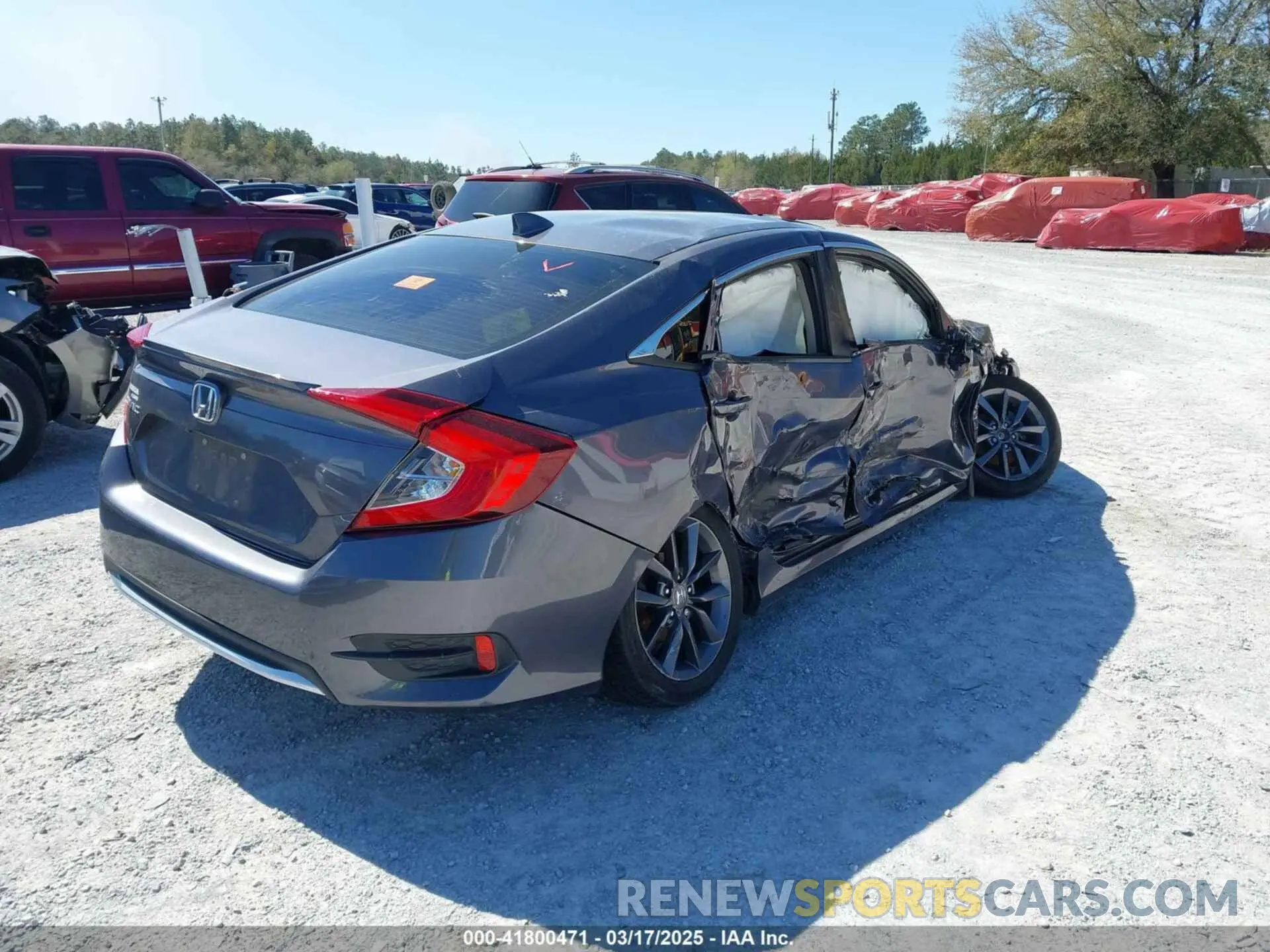 4 Photograph of a damaged car 19XFC1F37LE015499 HONDA CIVIC 2020