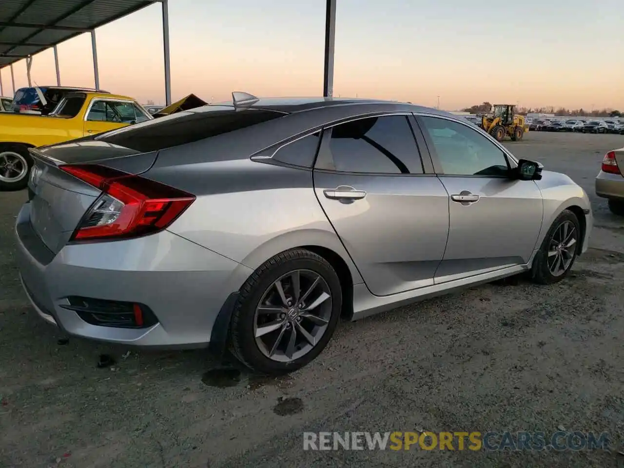 3 Photograph of a damaged car 19XFC1F37LE202984 HONDA CIVIC 2020