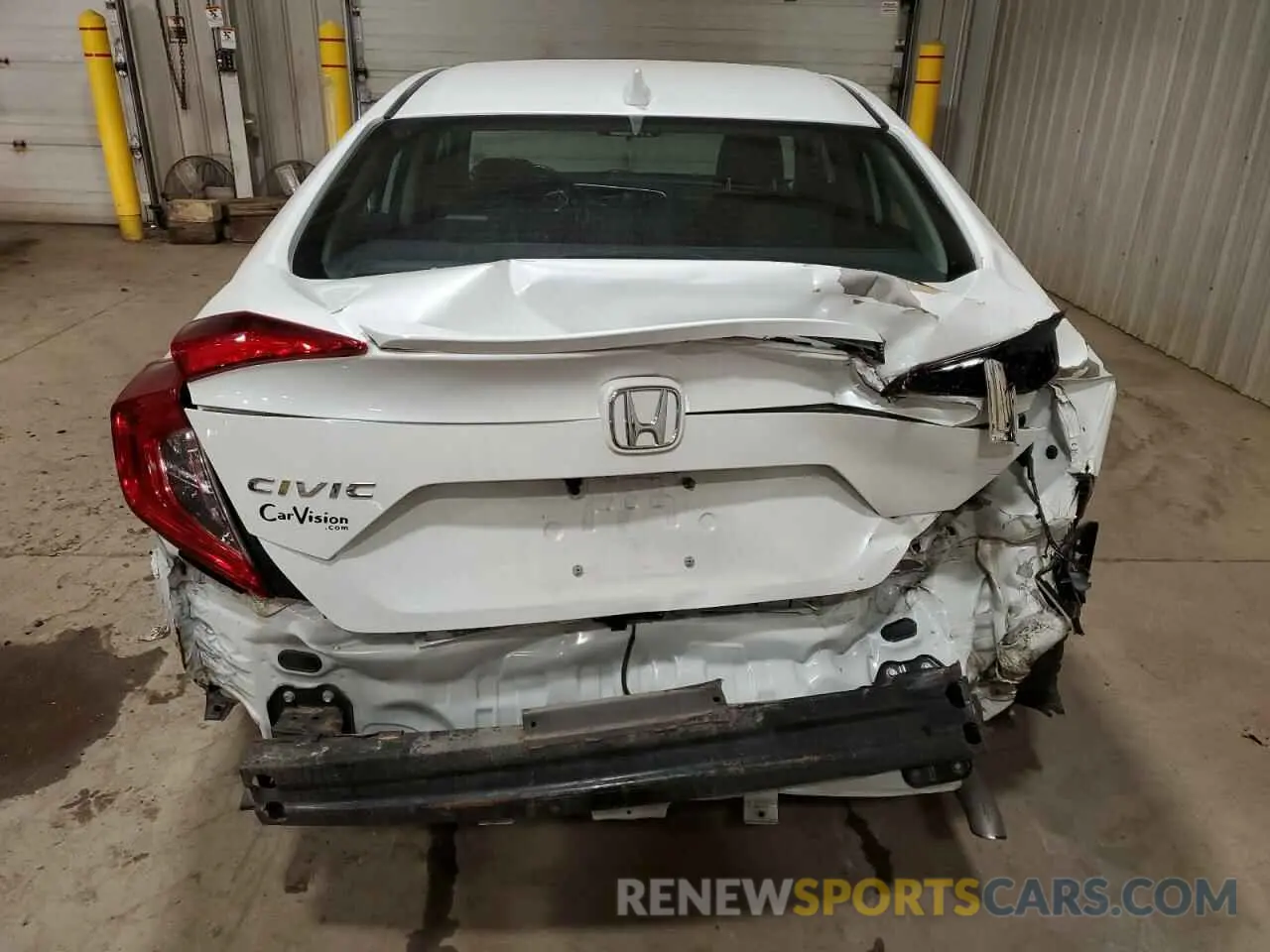 6 Photograph of a damaged car 19XFC1F37LE213550 HONDA CIVIC 2020