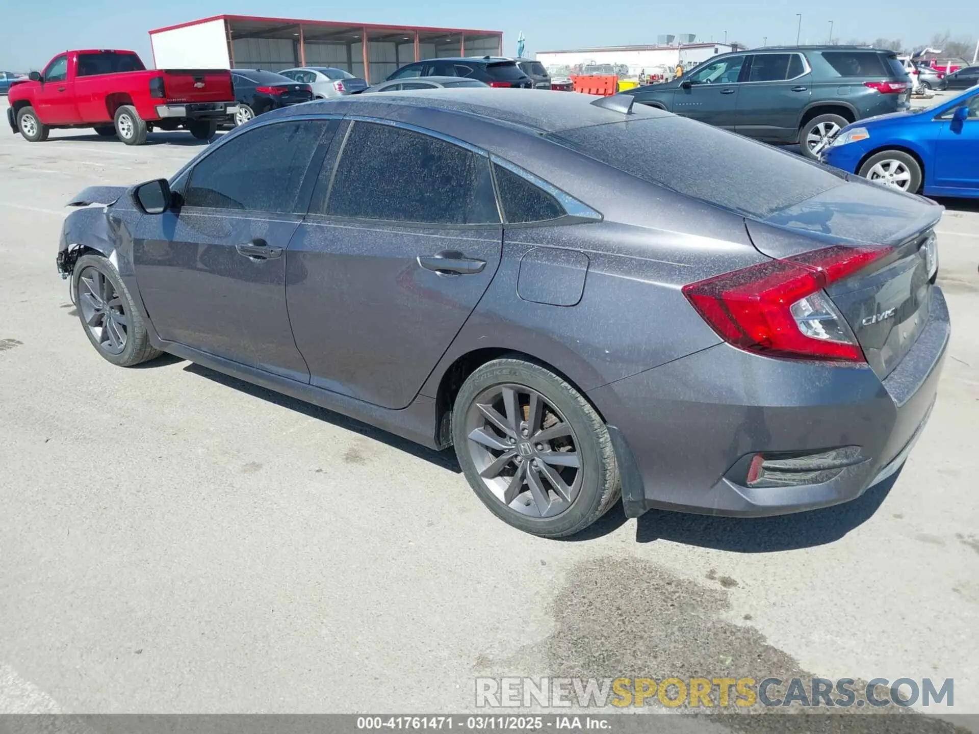 3 Photograph of a damaged car 19XFC1F38LE008822 HONDA CIVIC 2020