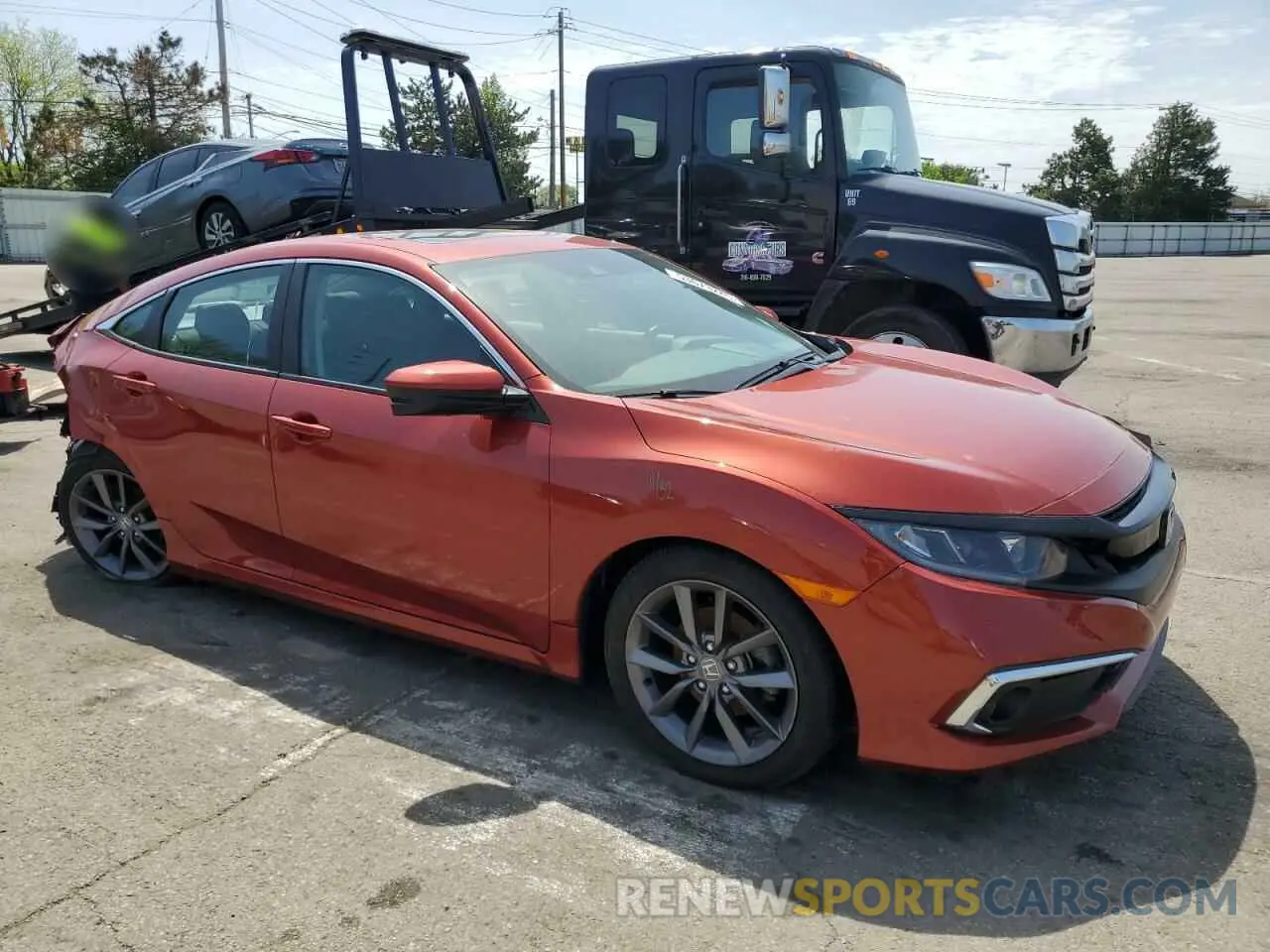 4 Photograph of a damaged car 19XFC1F38LE010778 HONDA CIVIC 2020