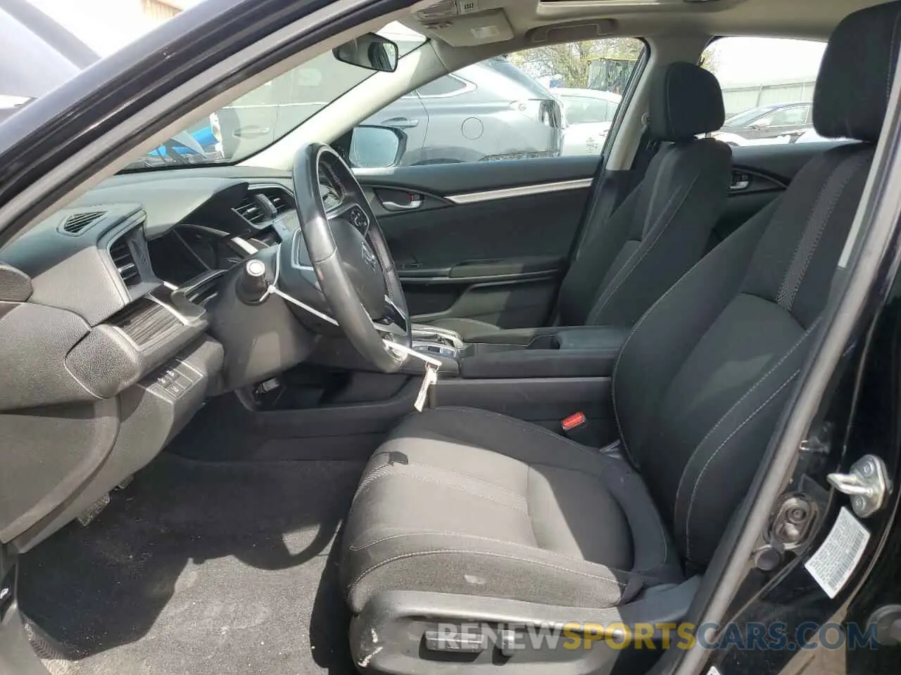 7 Photograph of a damaged car 19XFC1F38LE012630 HONDA CIVIC 2020