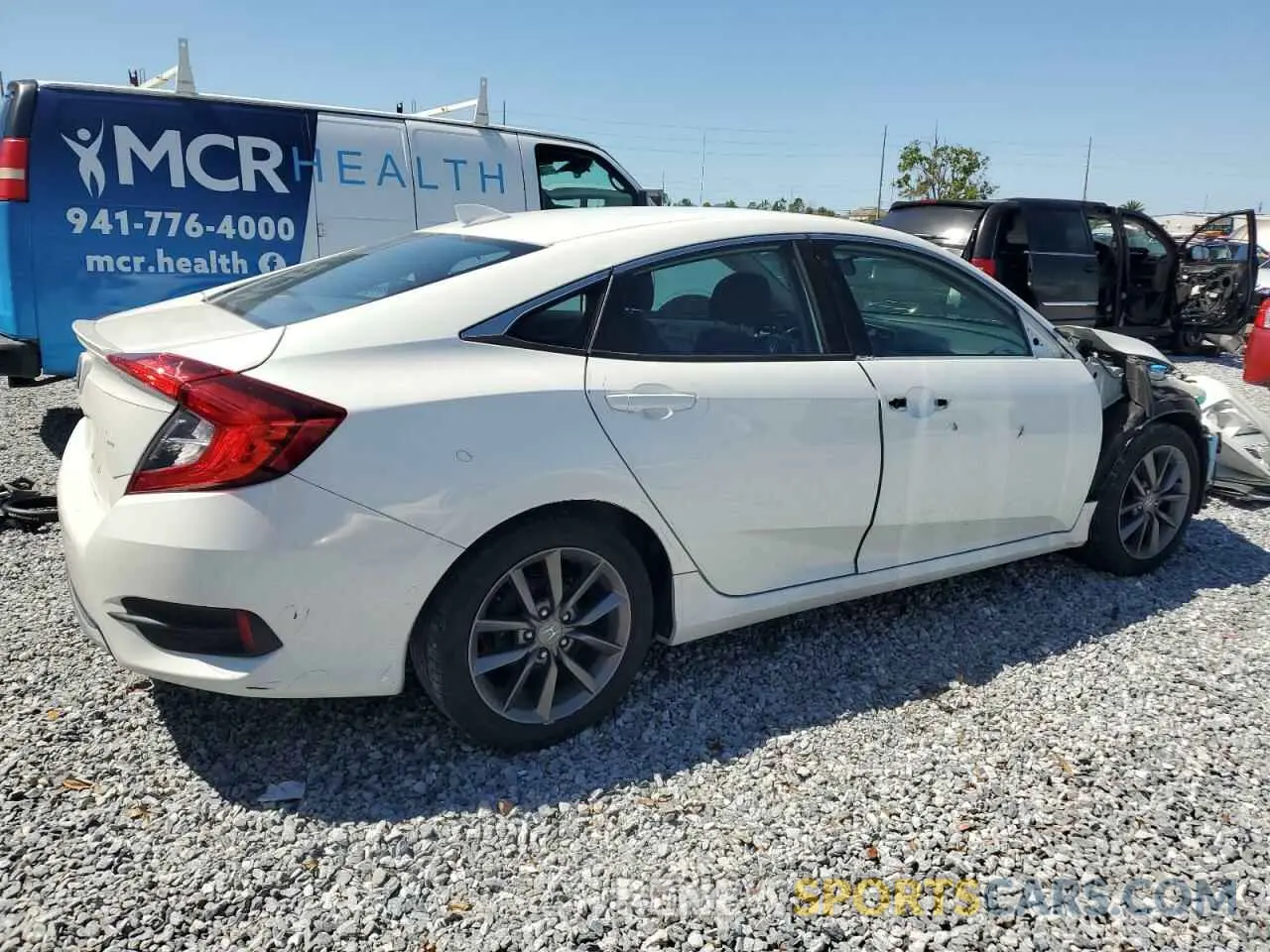 3 Photograph of a damaged car 19XFC1F38LE020372 HONDA CIVIC 2020