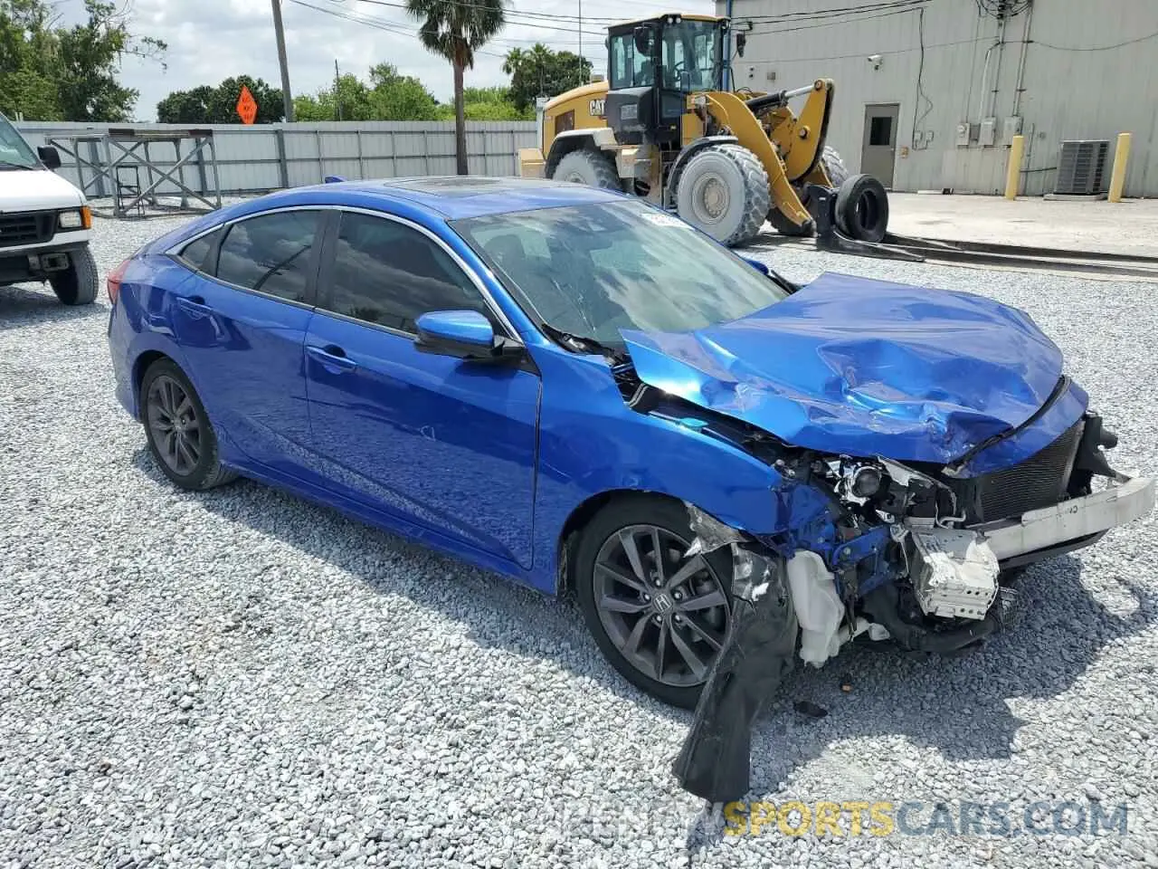 4 Photograph of a damaged car 19XFC1F38LE211628 HONDA CIVIC 2020