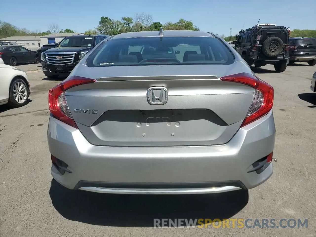 6 Photograph of a damaged car 19XFC1F38LE213332 HONDA CIVIC 2020