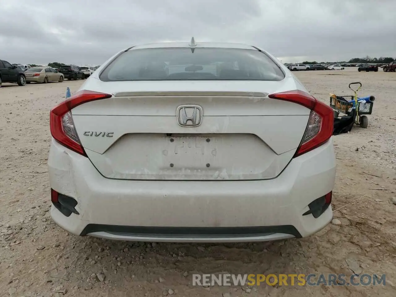 6 Photograph of a damaged car 19XFC1F38LE215209 HONDA CIVIC 2020