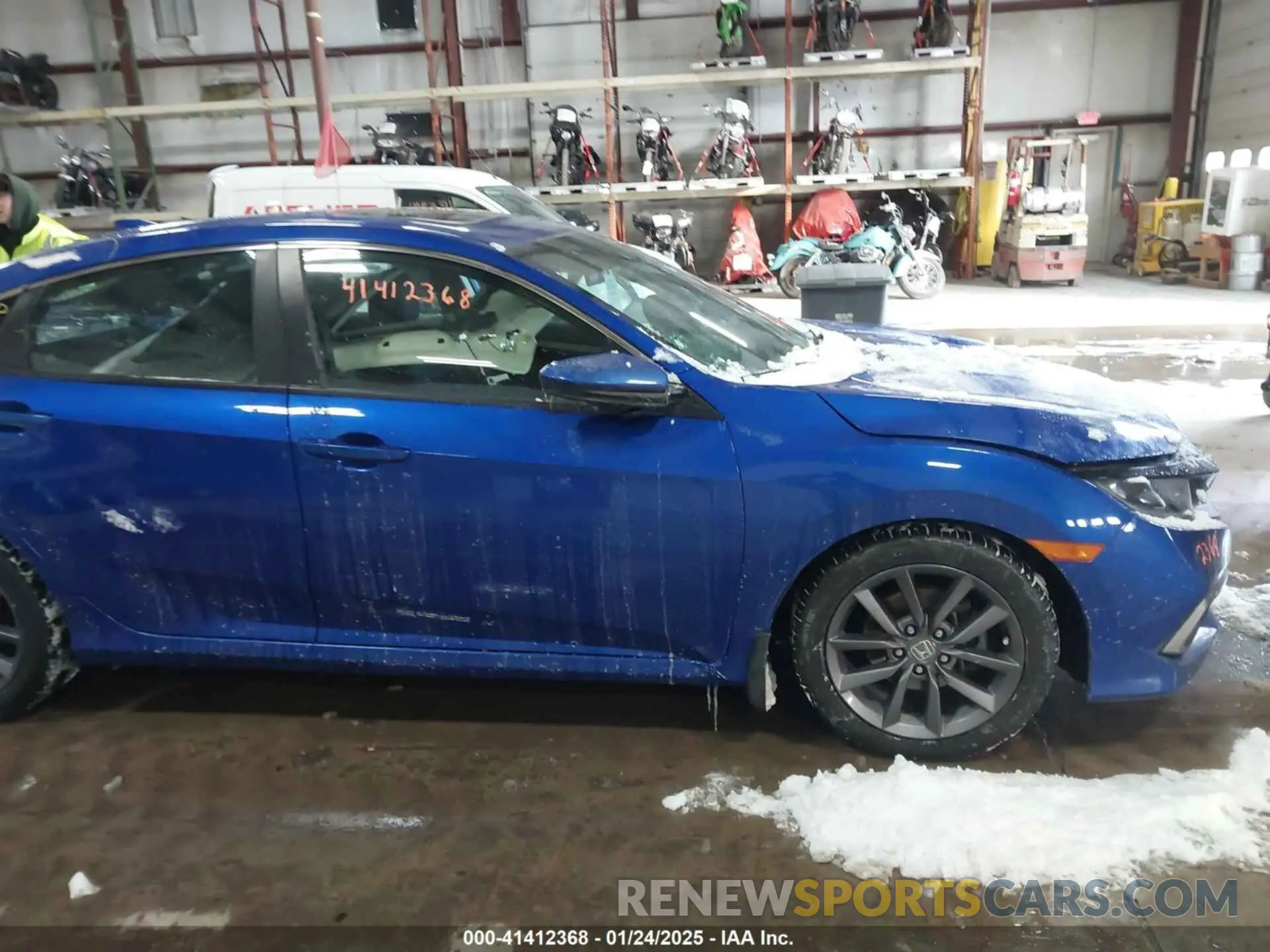 13 Photograph of a damaged car 19XFC1F39LE013558 HONDA CIVIC 2020