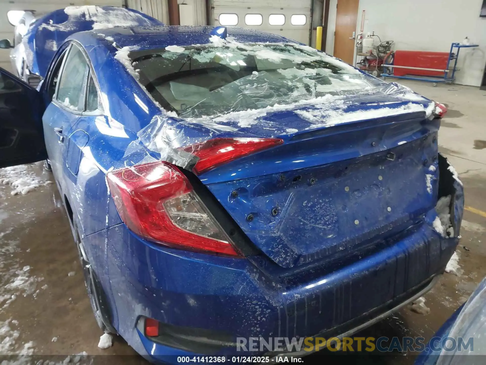 6 Photograph of a damaged car 19XFC1F39LE013558 HONDA CIVIC 2020