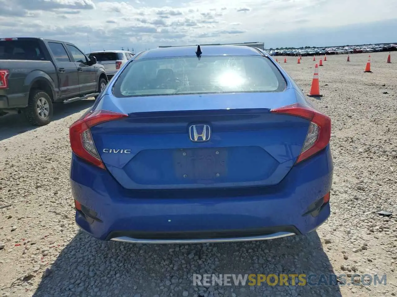 6 Photograph of a damaged car 19XFC1F3XLE010295 HONDA CIVIC 2020