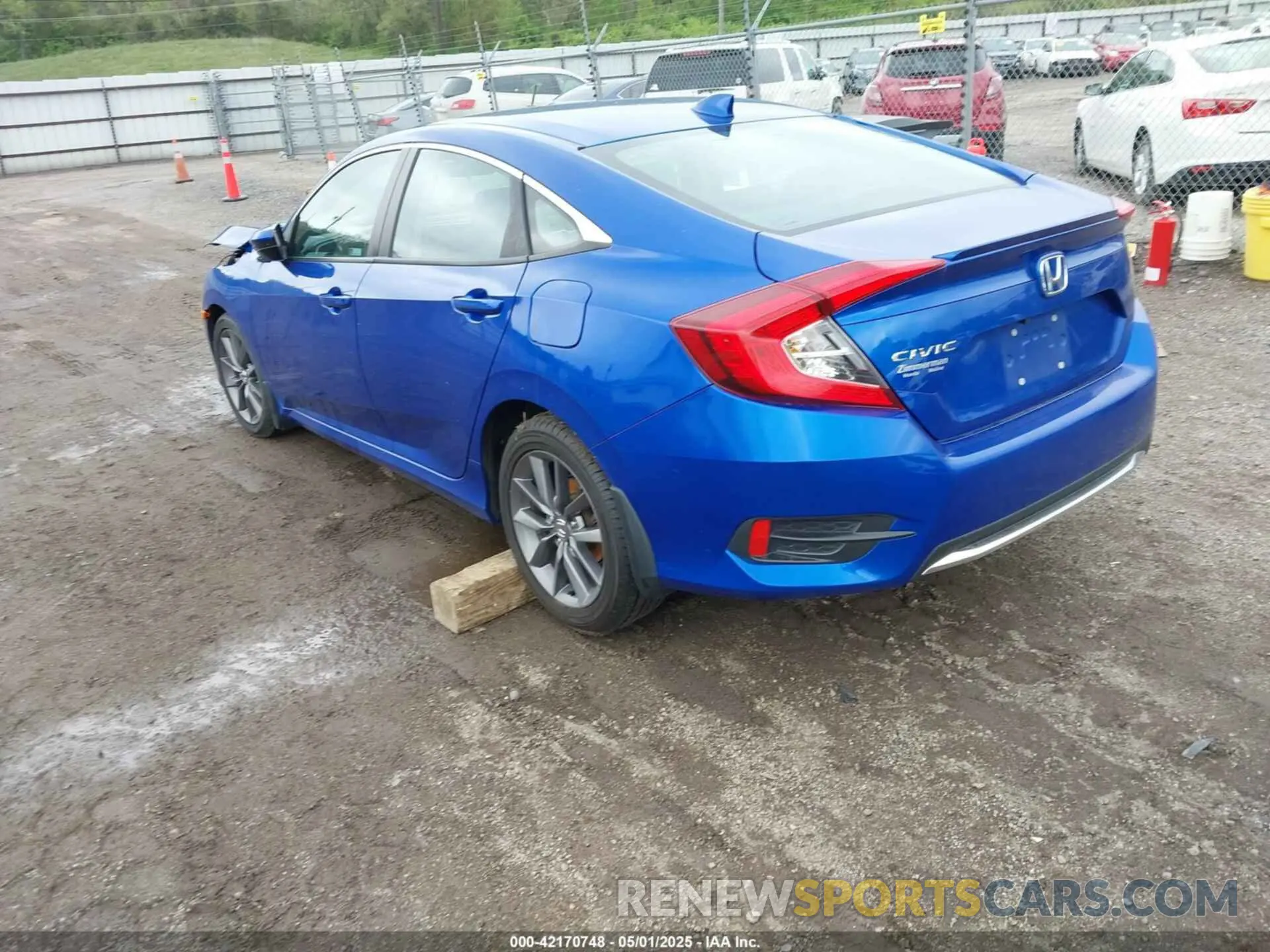 3 Photograph of a damaged car 19XFC1F3XLE011172 HONDA CIVIC 2020