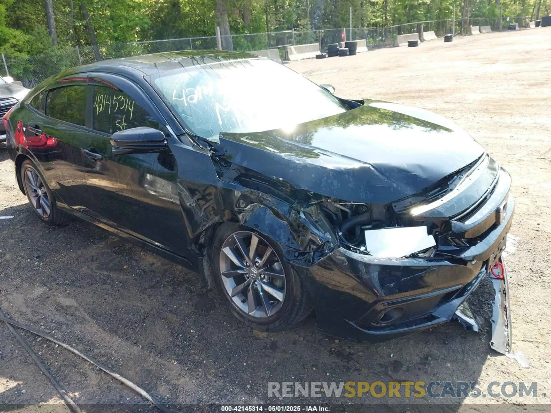 1 Photograph of a damaged car 19XFC1F3XLE016758 HONDA CIVIC 2020