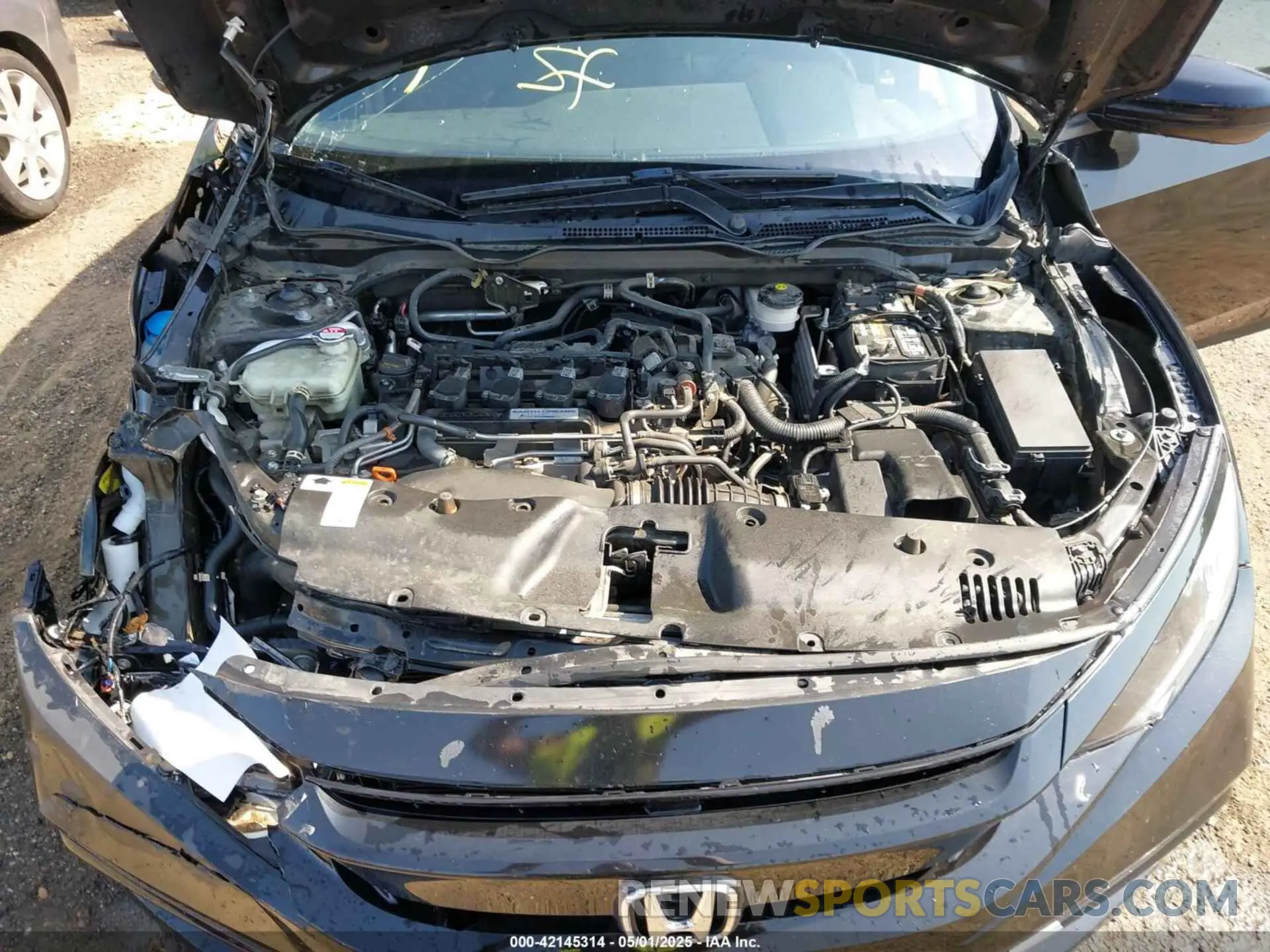 10 Photograph of a damaged car 19XFC1F3XLE016758 HONDA CIVIC 2020