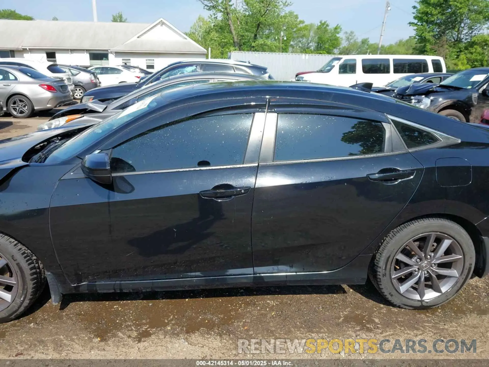 14 Photograph of a damaged car 19XFC1F3XLE016758 HONDA CIVIC 2020
