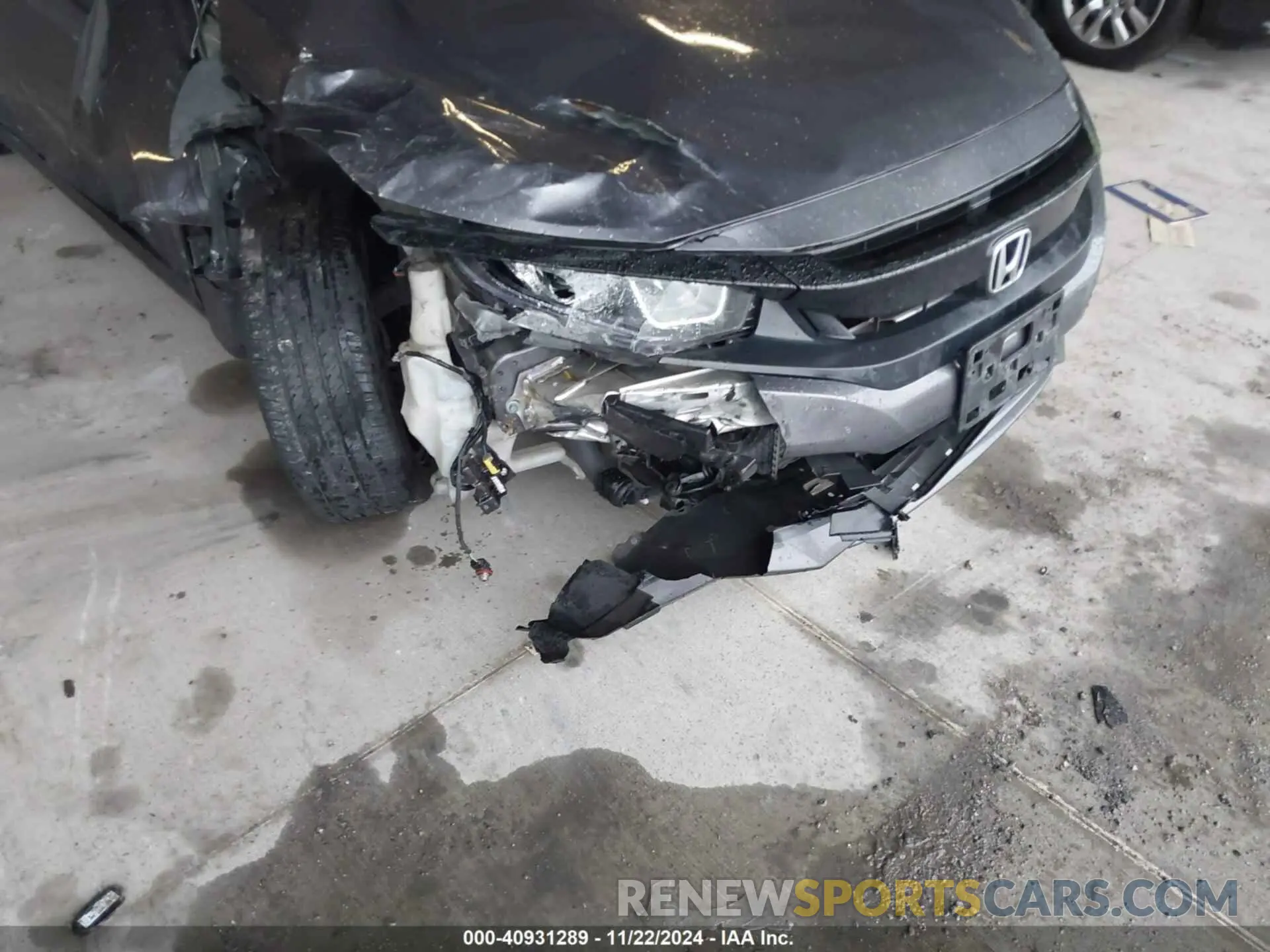 6 Photograph of a damaged car 19XFC1F3XLE208410 HONDA CIVIC 2020