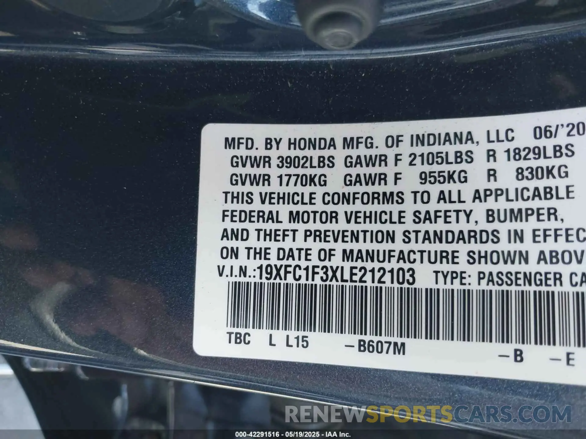 9 Photograph of a damaged car 19XFC1F3XLE212103 HONDA CIVIC 2020