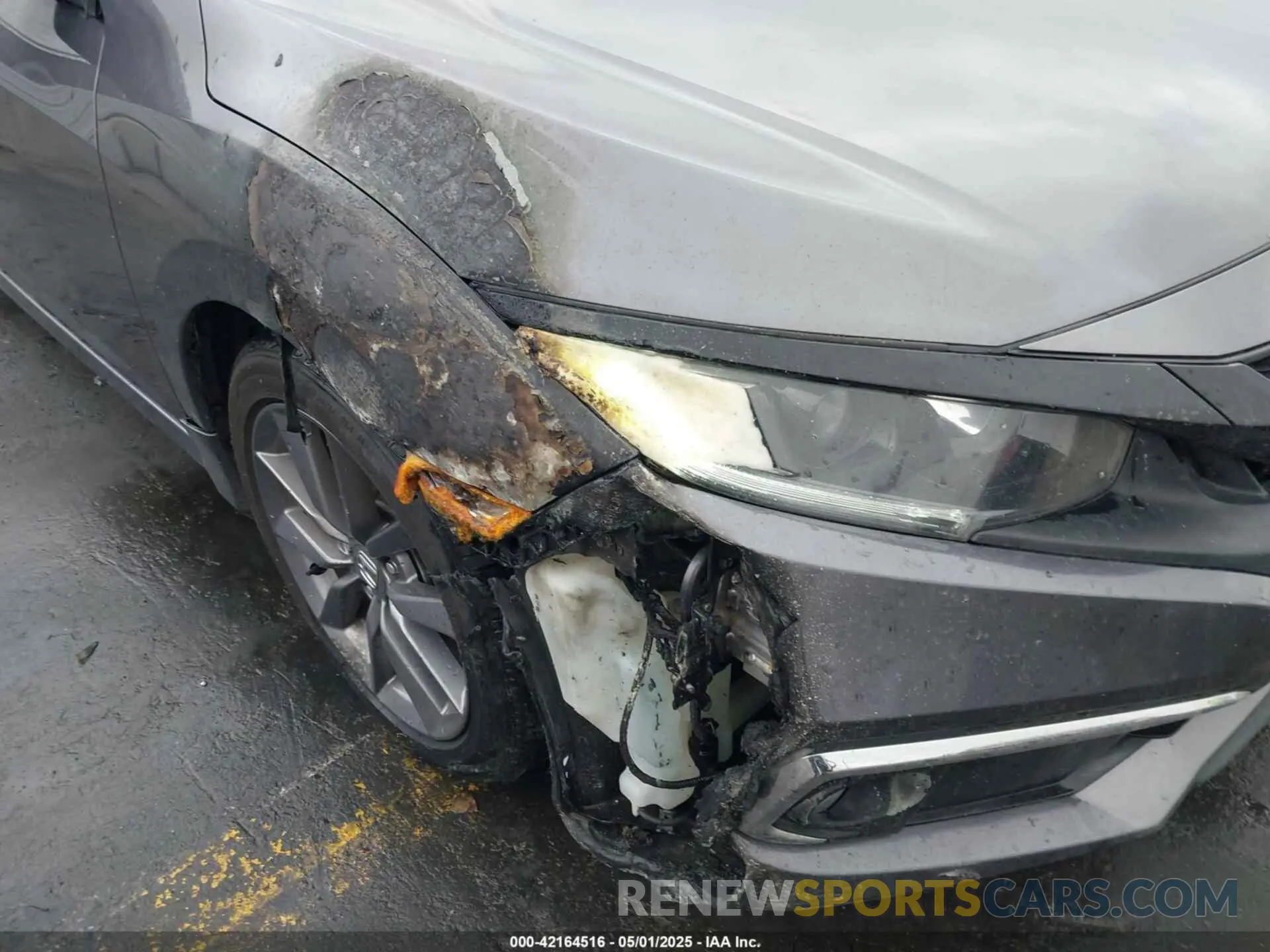 6 Photograph of a damaged car 19XFC1F3XLE214451 HONDA CIVIC 2020