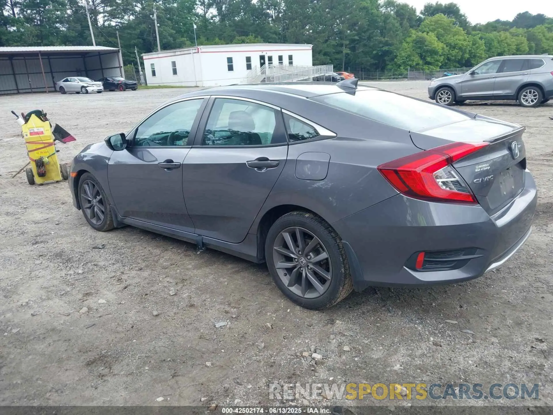 3 Photograph of a damaged car 19XFC1F71LE010141 HONDA CIVIC 2020