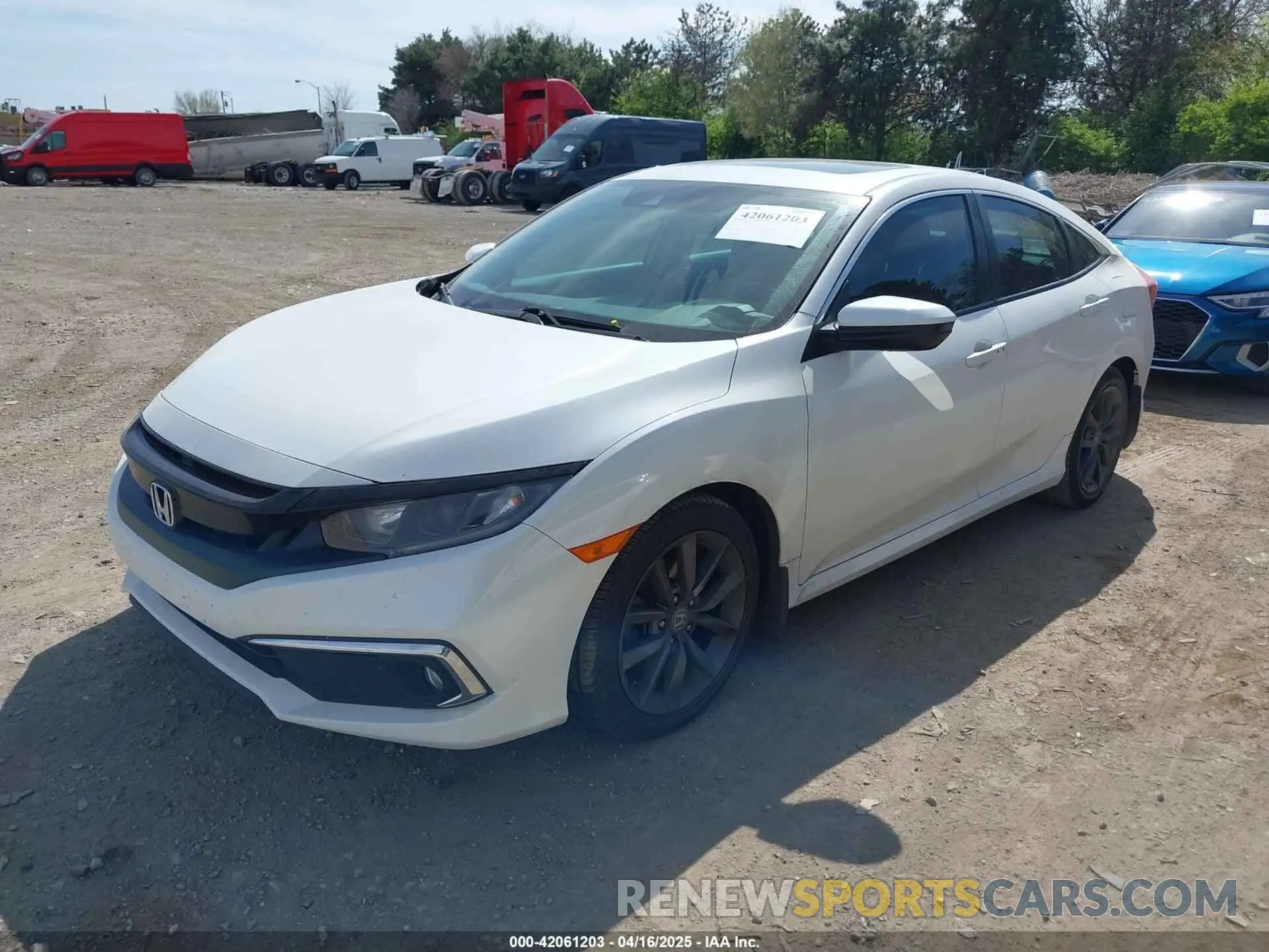 2 Photograph of a damaged car 19XFC1F73LE001358 HONDA CIVIC 2020
