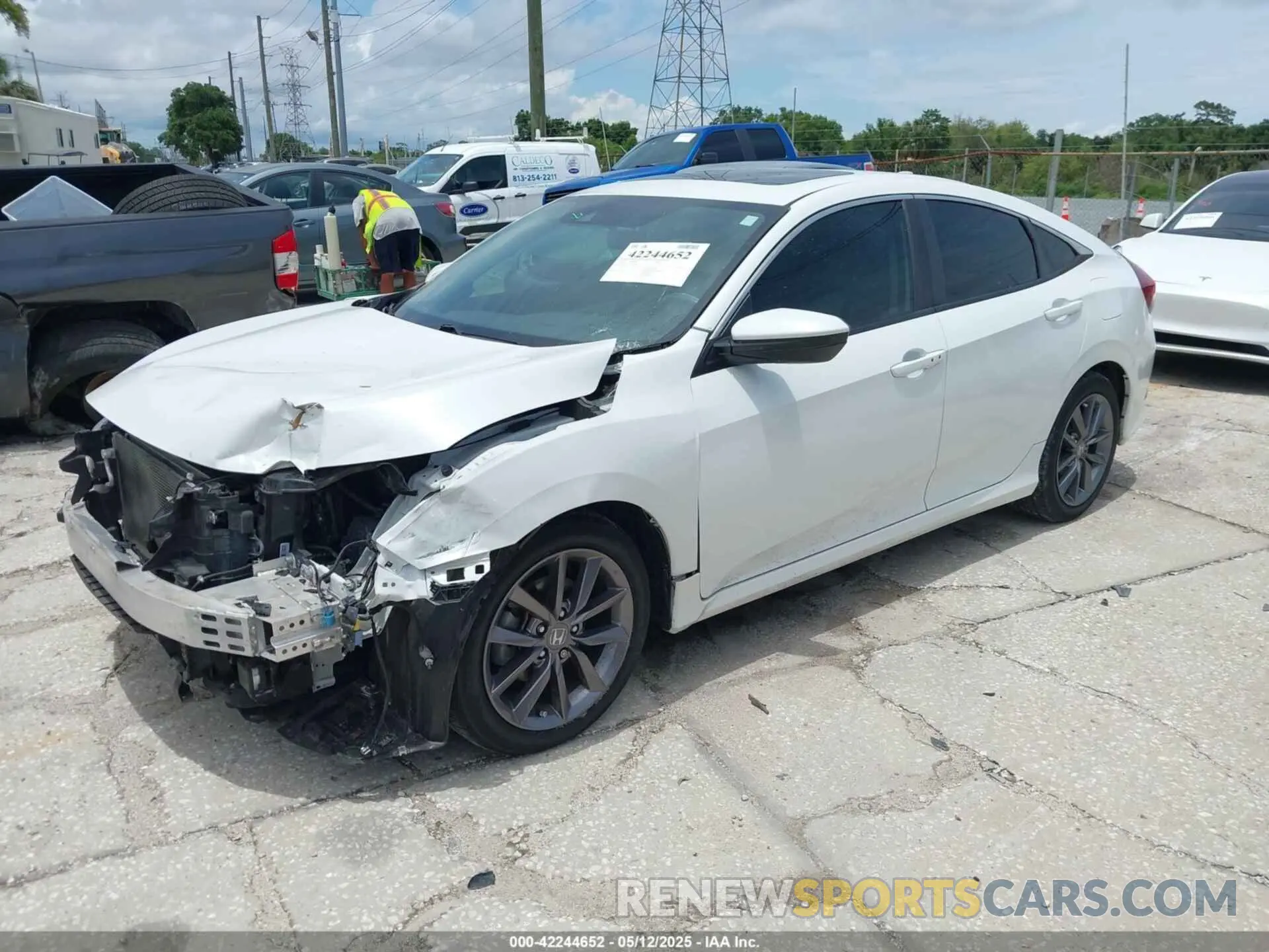 2 Photograph of a damaged car 19XFC1F73LE006852 HONDA CIVIC 2020