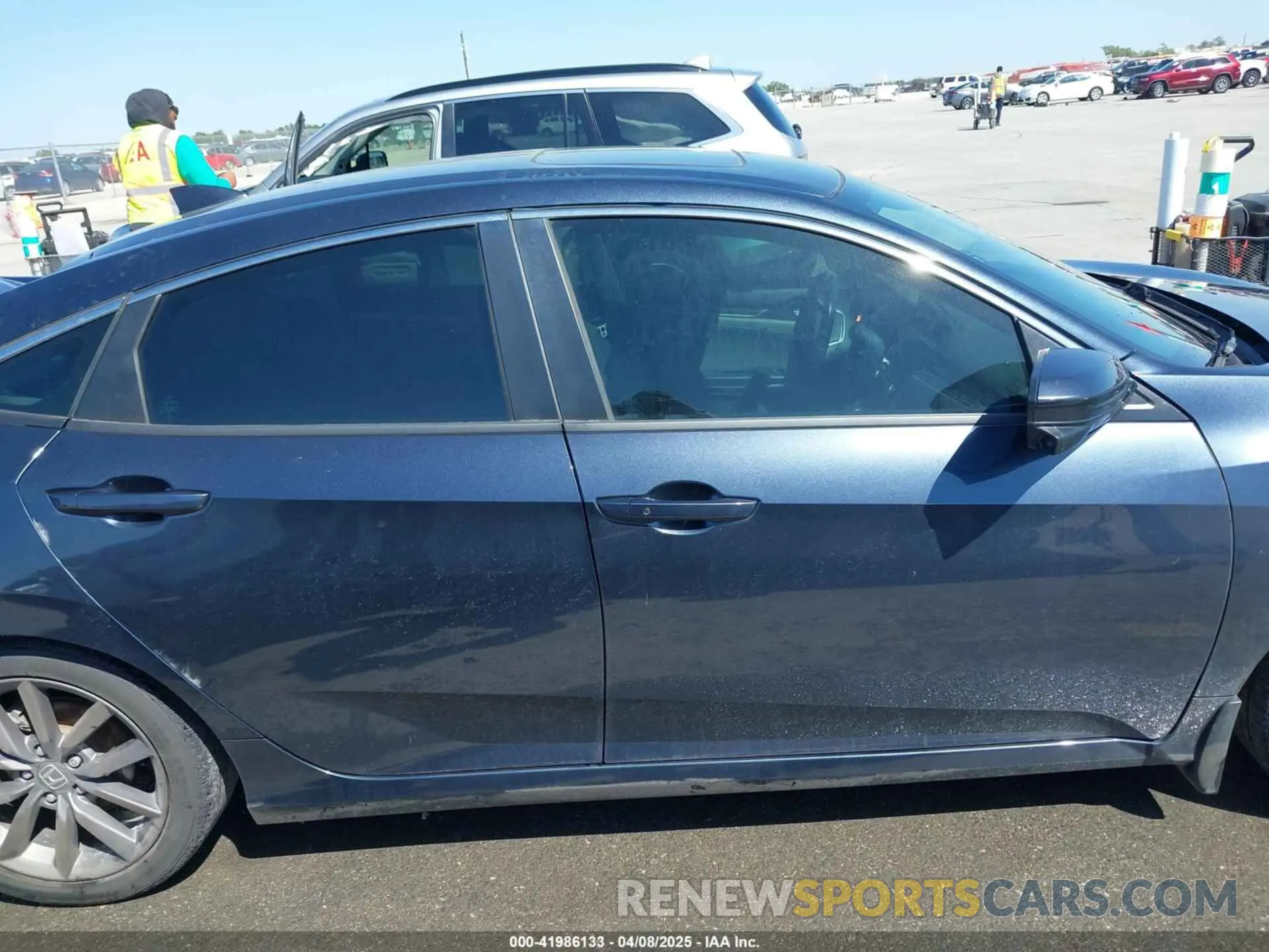 13 Photograph of a damaged car 19XFC1F73LE023876 HONDA CIVIC 2020