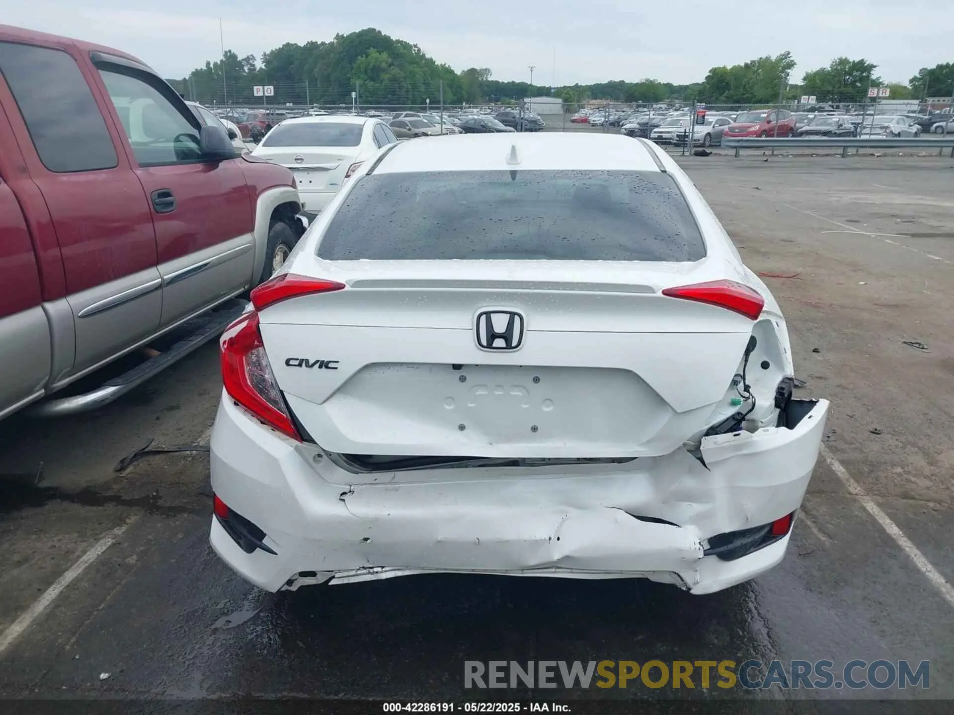 16 Photograph of a damaged car 19XFC1F74LE015155 HONDA CIVIC 2020