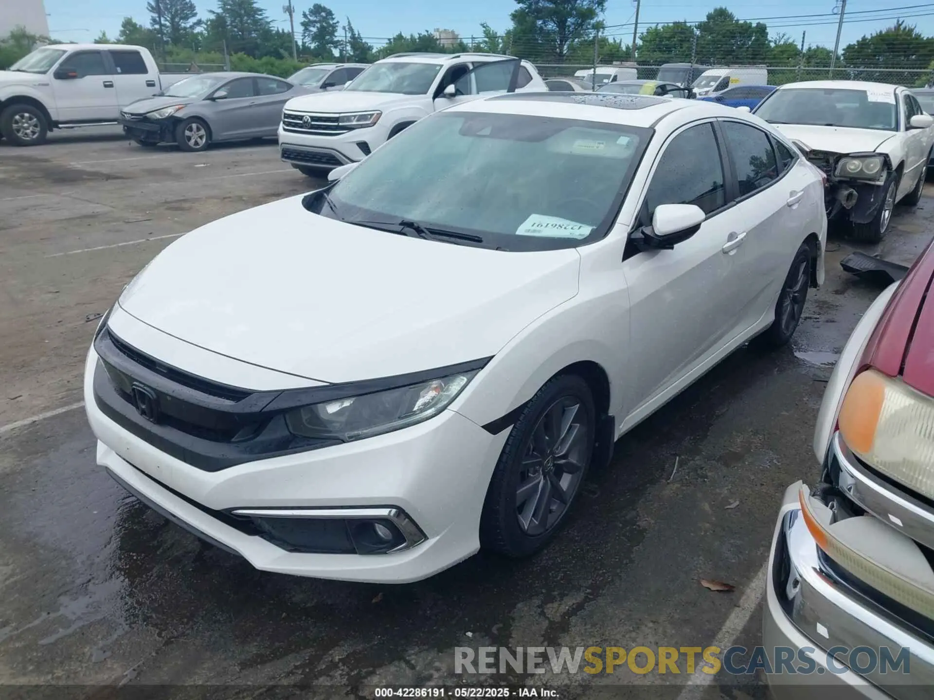 2 Photograph of a damaged car 19XFC1F74LE015155 HONDA CIVIC 2020