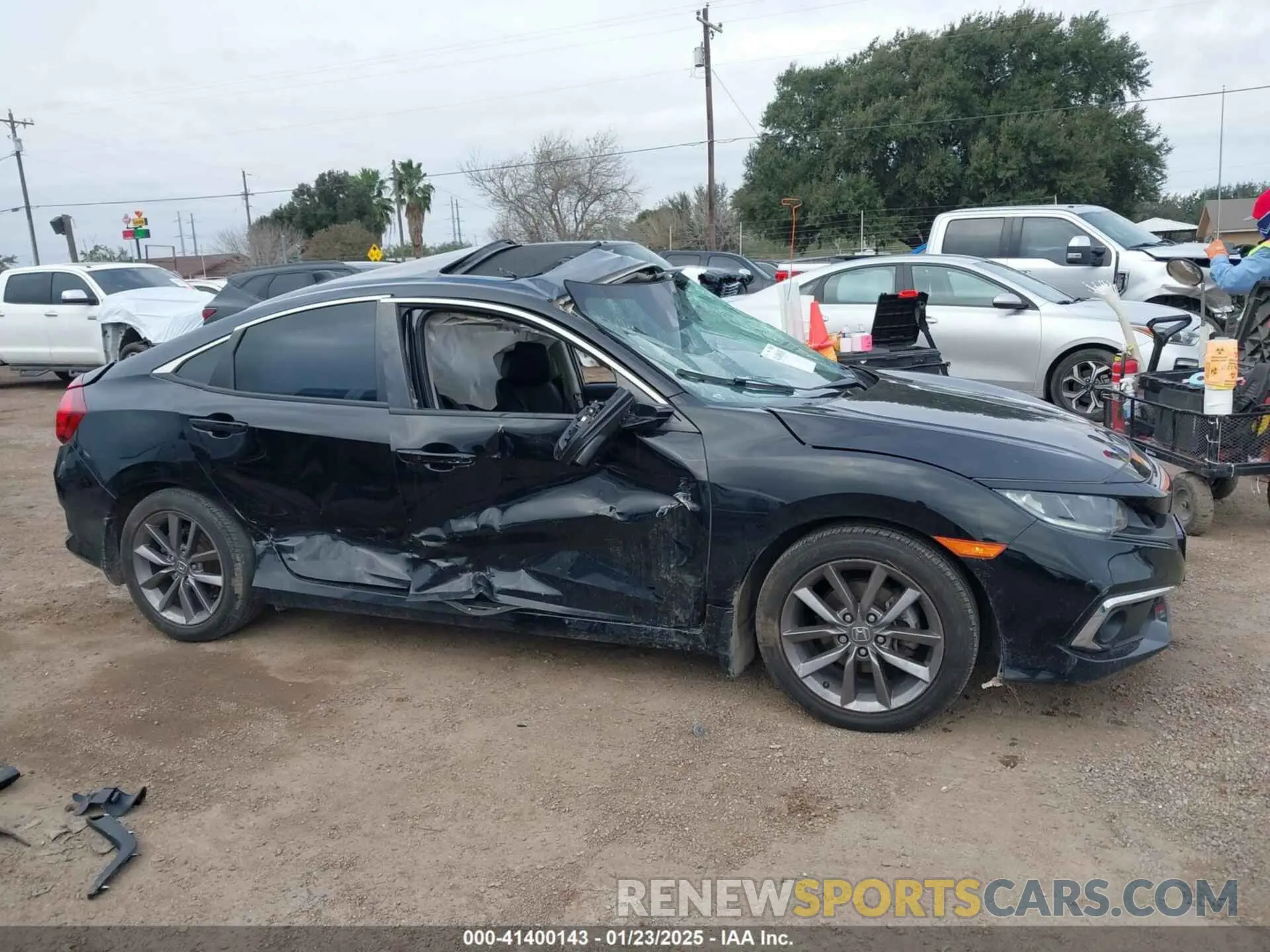 14 Photograph of a damaged car 19XFC1F74LE017603 HONDA CIVIC 2020