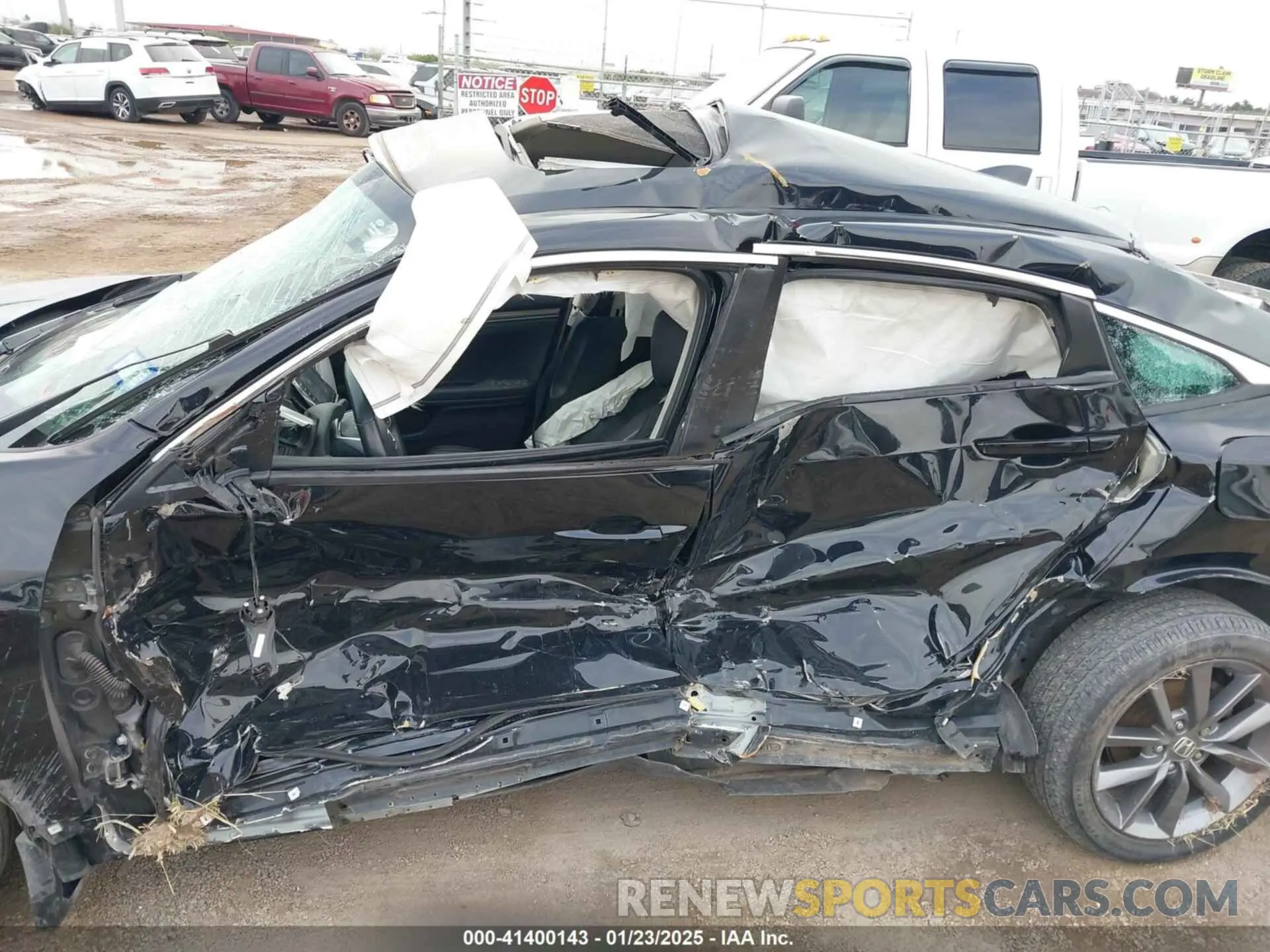 6 Photograph of a damaged car 19XFC1F74LE017603 HONDA CIVIC 2020