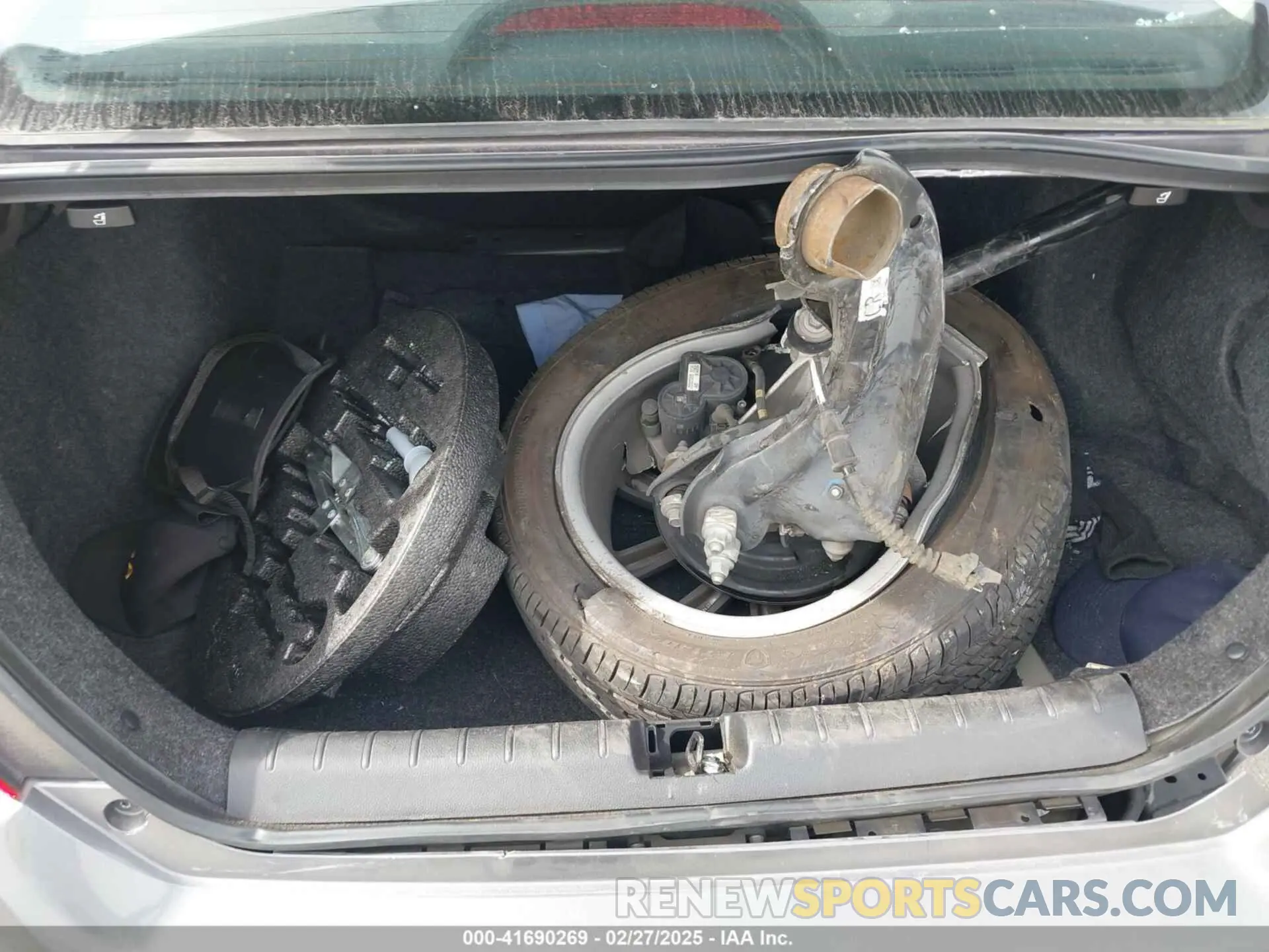 12 Photograph of a damaged car 19XFC1F74LE204193 HONDA CIVIC 2020