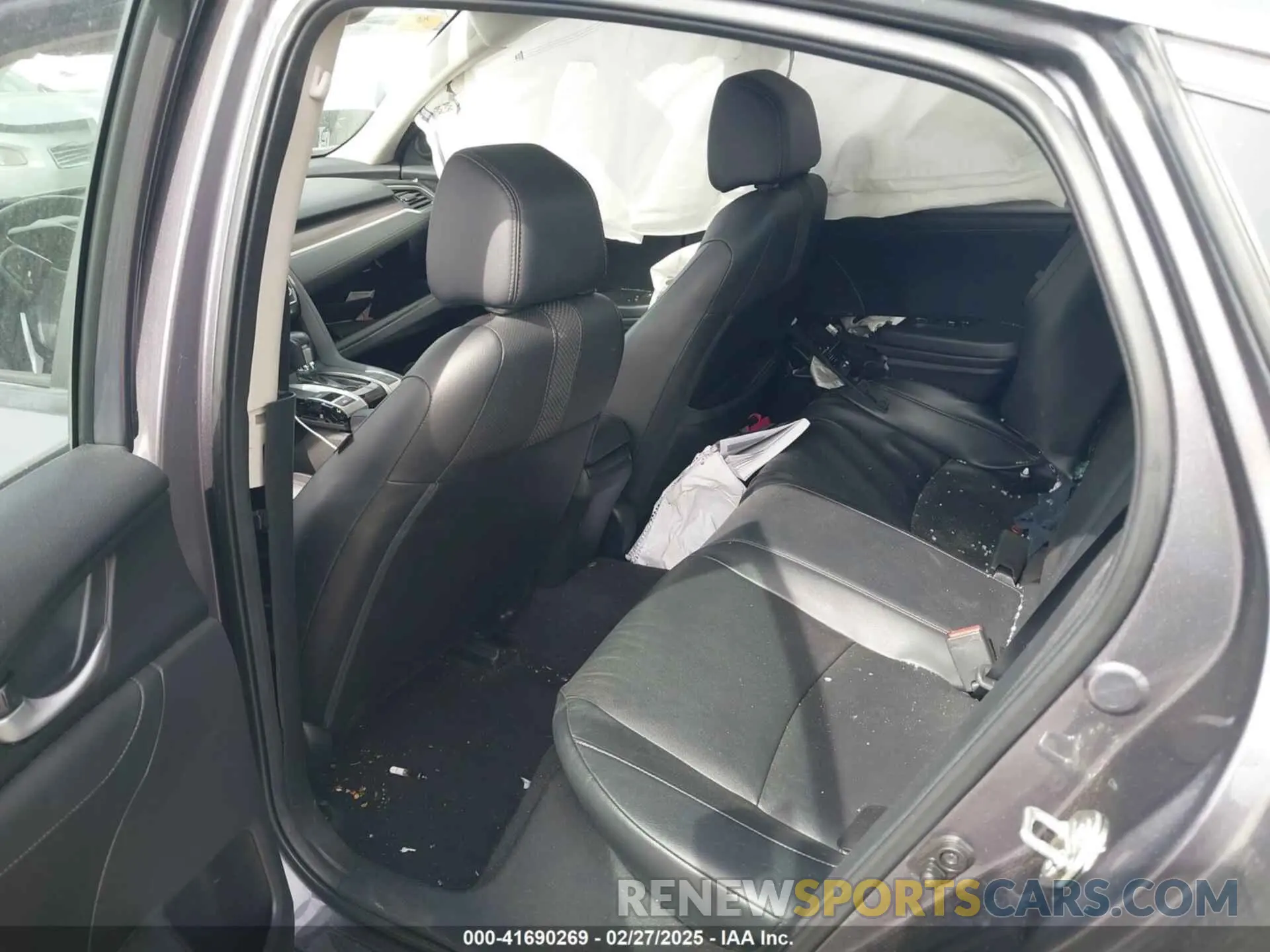 8 Photograph of a damaged car 19XFC1F74LE204193 HONDA CIVIC 2020