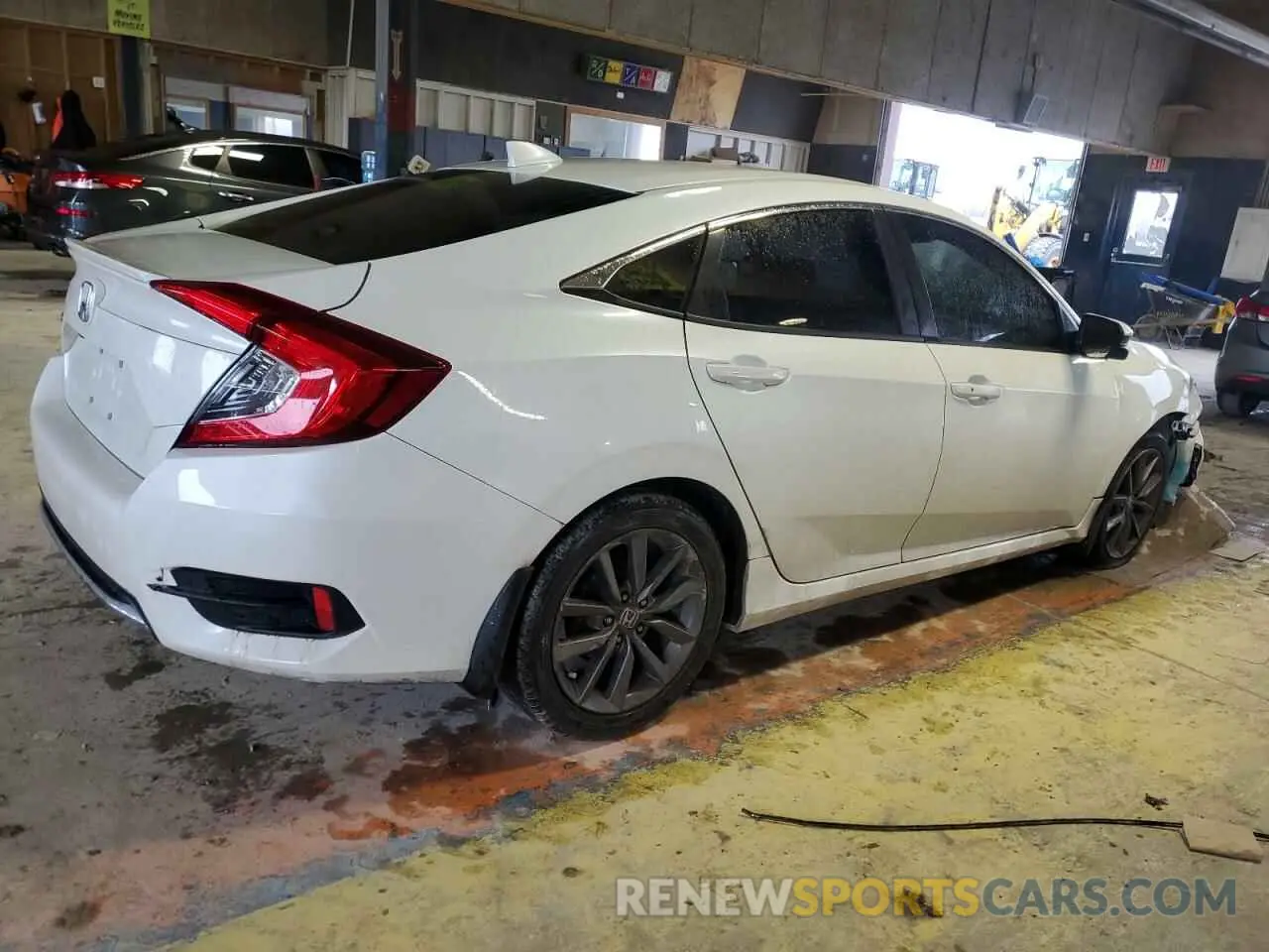 3 Photograph of a damaged car 19XFC1F75LE015178 HONDA CIVIC 2020