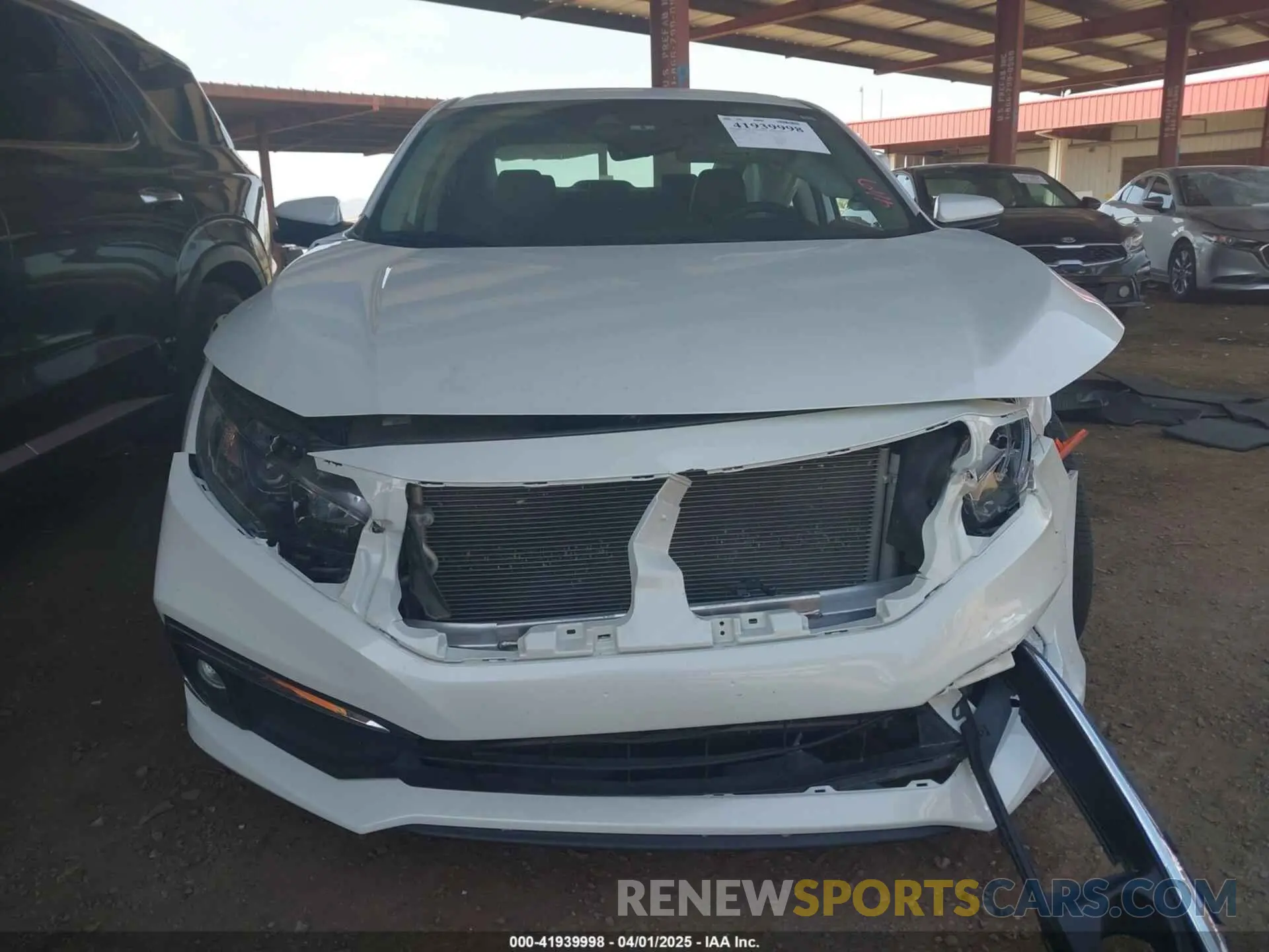 13 Photograph of a damaged car 19XFC1F76LE204292 HONDA CIVIC 2020