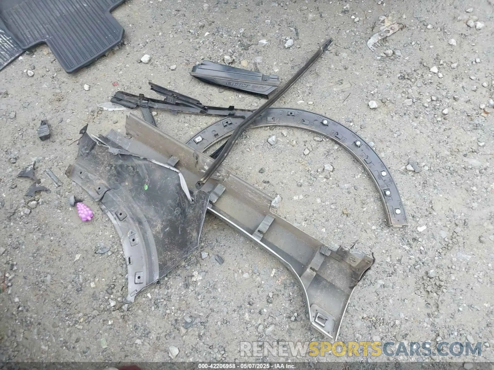 12 Photograph of a damaged car 19XFC1F77LE003372 HONDA CIVIC 2020