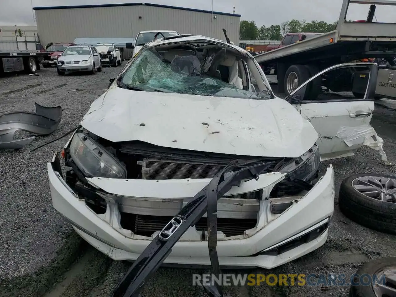 5 Photograph of a damaged car 19XFC1F77LE009785 HONDA CIVIC 2020