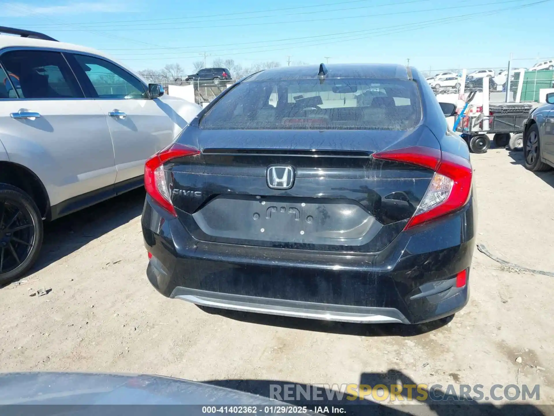 17 Photograph of a damaged car 19XFC1F77LE017661 HONDA CIVIC 2020