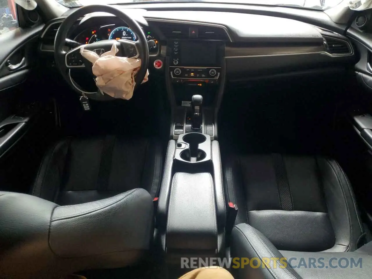 8 Photograph of a damaged car 19XFC1F77LE202941 HONDA CIVIC 2020