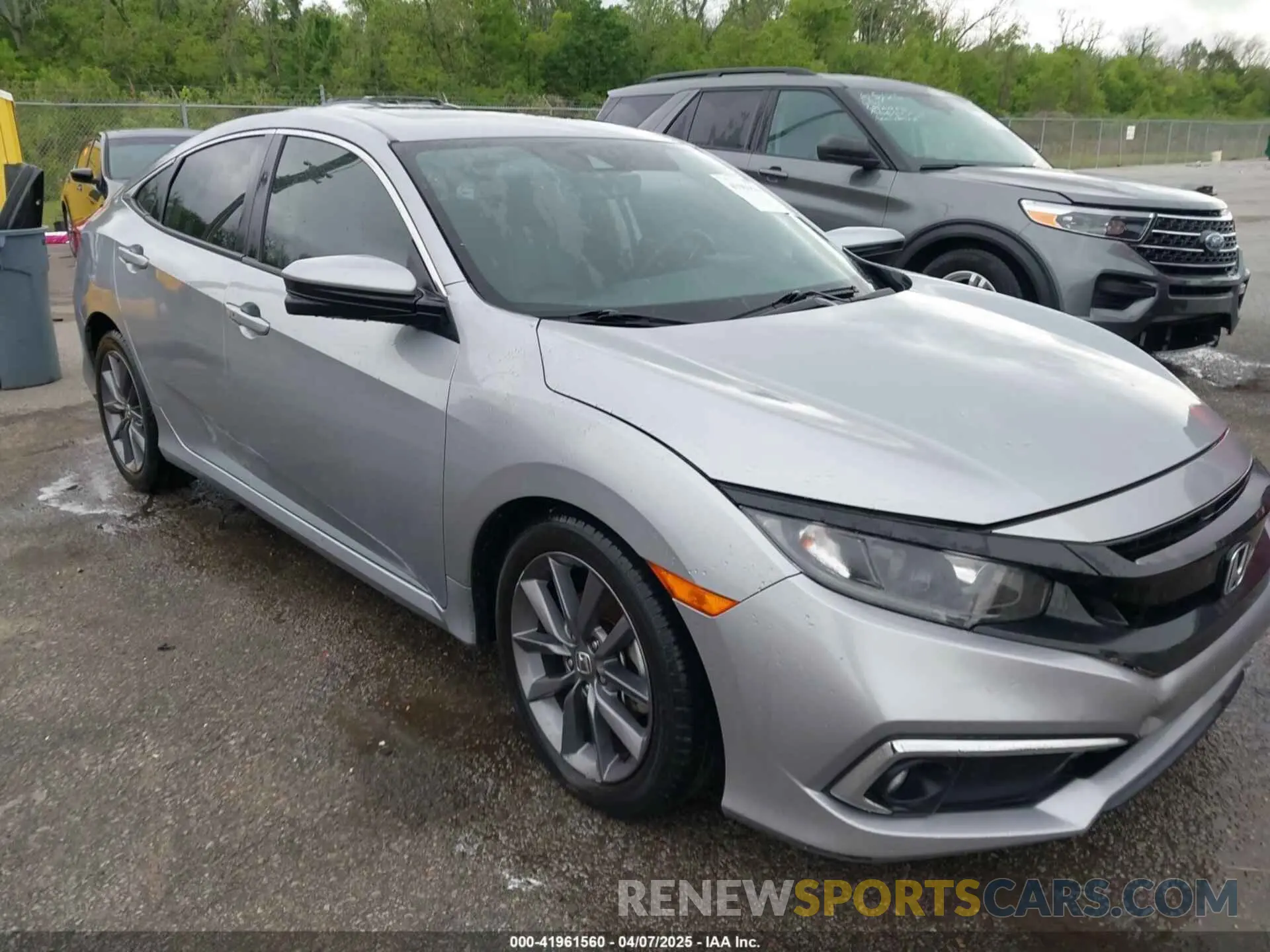 1 Photograph of a damaged car 19XFC1F78LE001386 HONDA CIVIC 2020