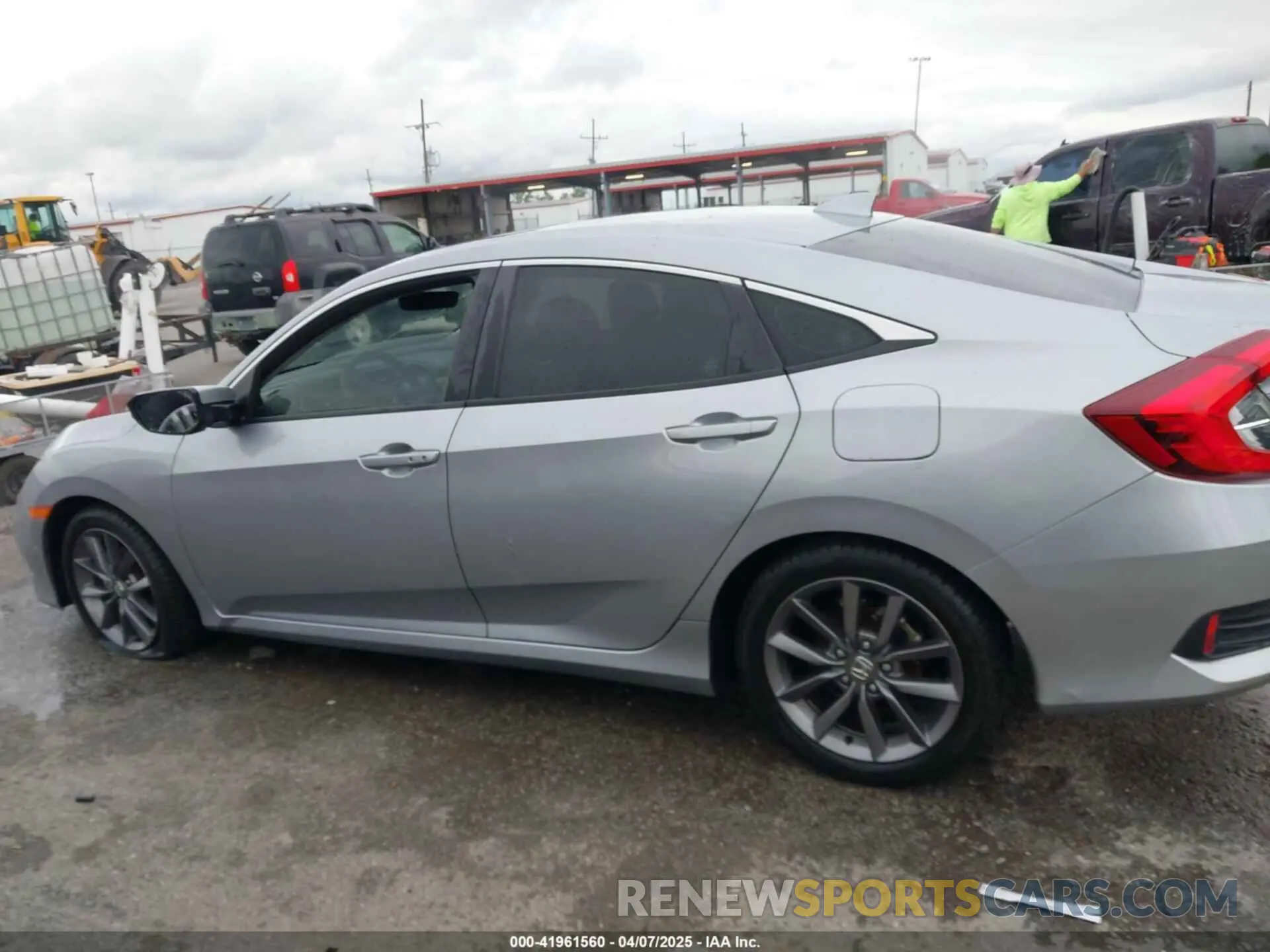 14 Photograph of a damaged car 19XFC1F78LE001386 HONDA CIVIC 2020