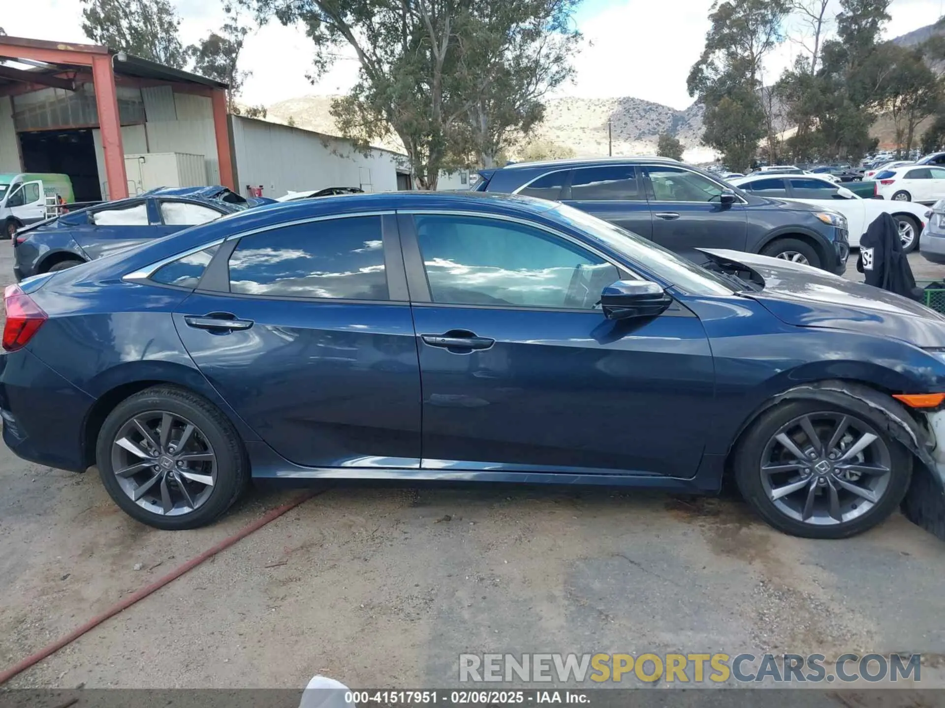 13 Photograph of a damaged car 19XFC1F78LE019550 HONDA CIVIC 2020
