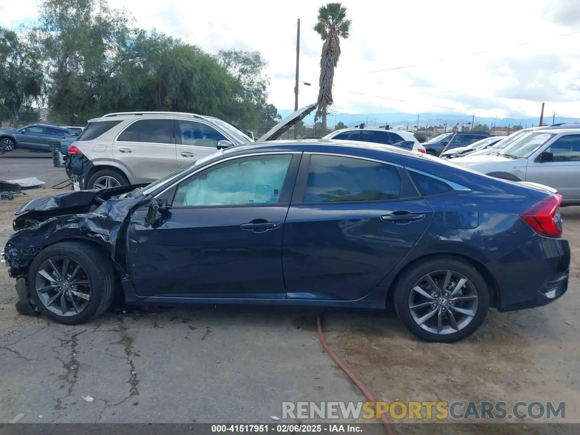 14 Photograph of a damaged car 19XFC1F78LE019550 HONDA CIVIC 2020