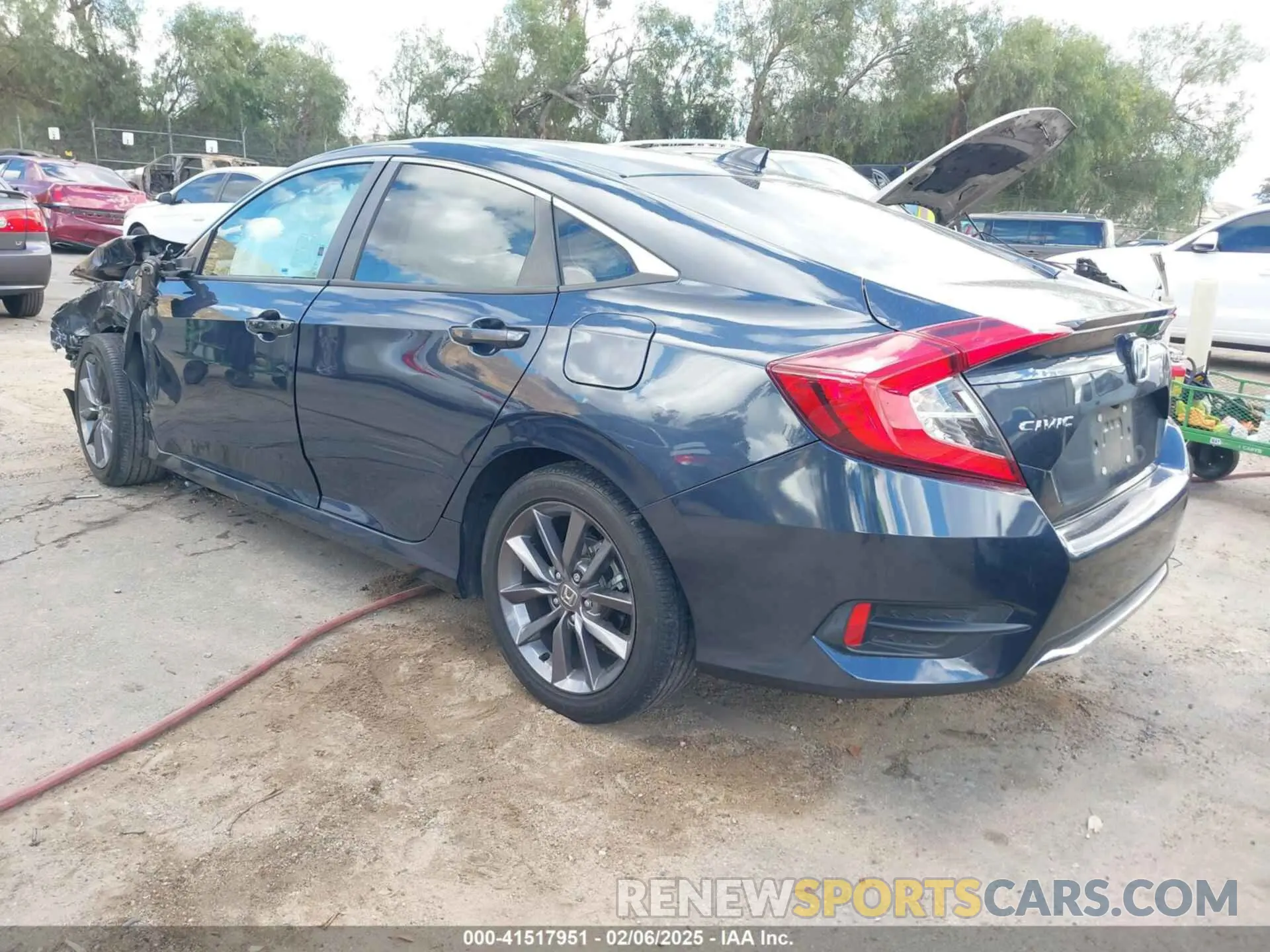 3 Photograph of a damaged car 19XFC1F78LE019550 HONDA CIVIC 2020