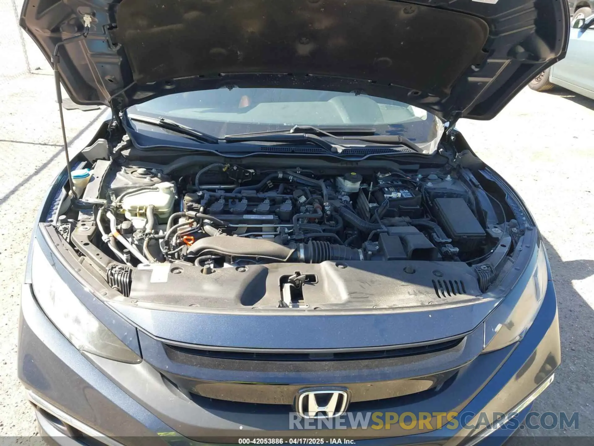 10 Photograph of a damaged car 19XFC1F7XLE008890 HONDA CIVIC 2020