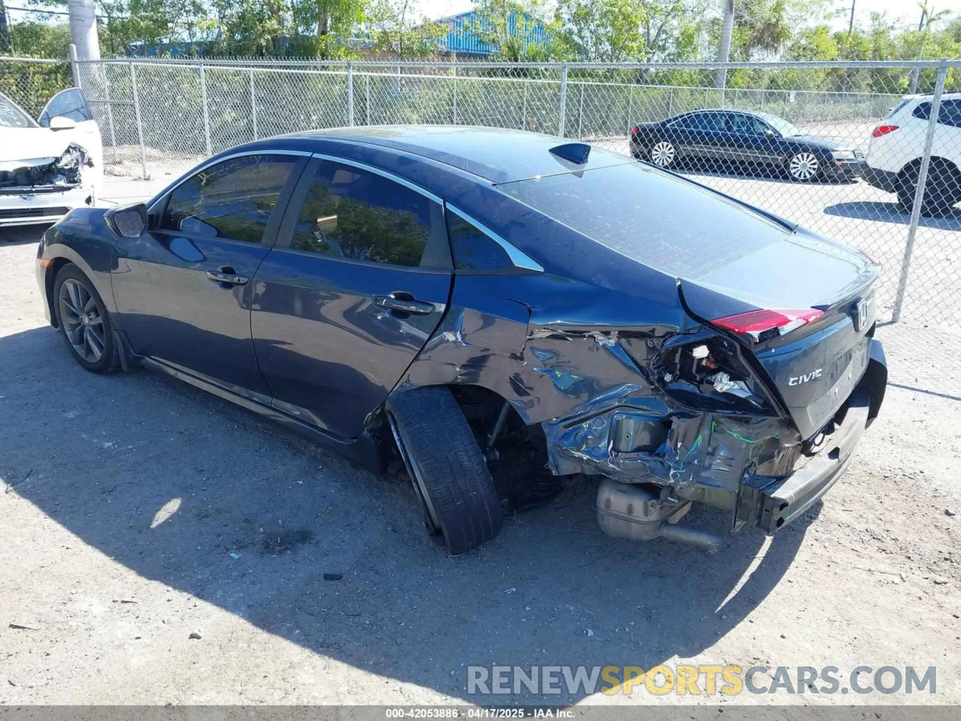 3 Photograph of a damaged car 19XFC1F7XLE008890 HONDA CIVIC 2020