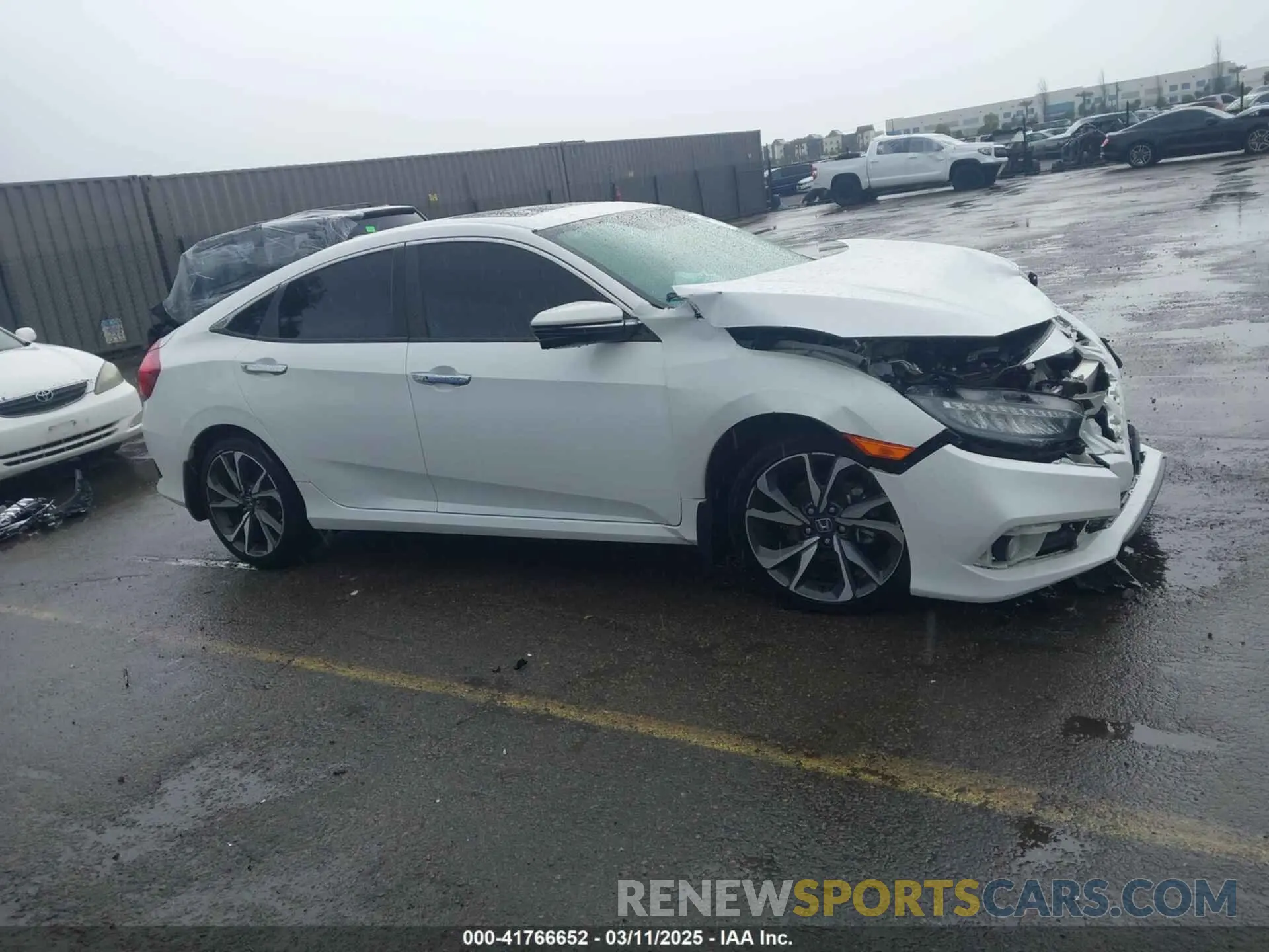 13 Photograph of a damaged car 19XFC1F91LE210390 HONDA CIVIC 2020