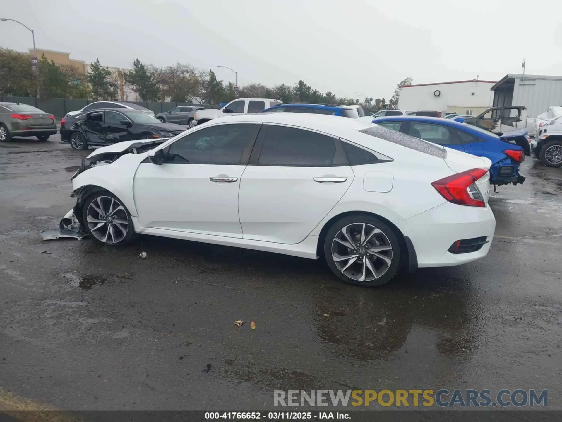 14 Photograph of a damaged car 19XFC1F91LE210390 HONDA CIVIC 2020